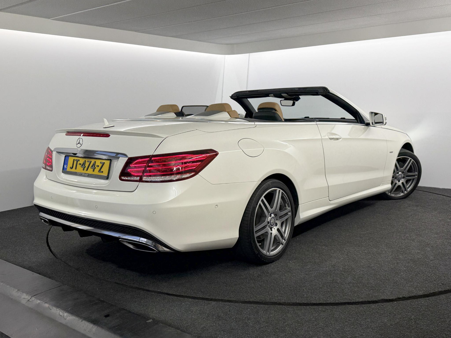Mercedes-Benz Mercedes-Benz