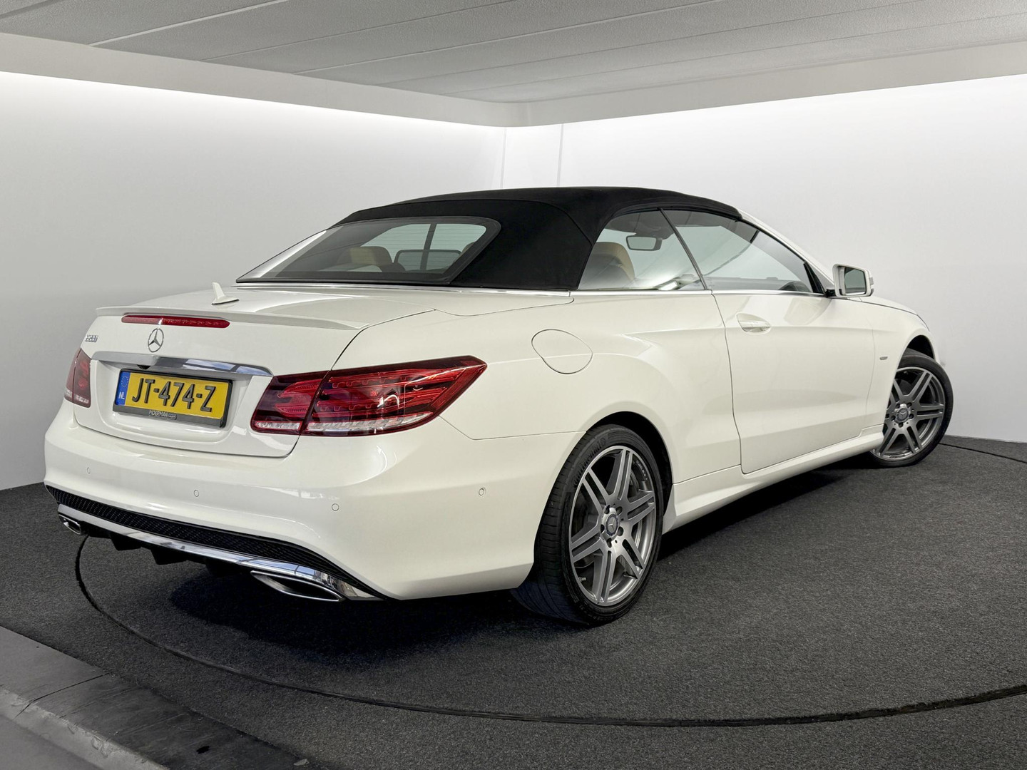 Mercedes-Benz Mercedes-Benz