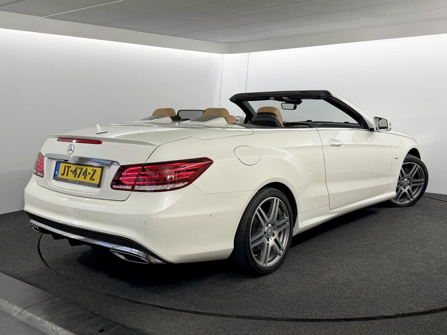 Mercedes-Benz Mercedes-Benz