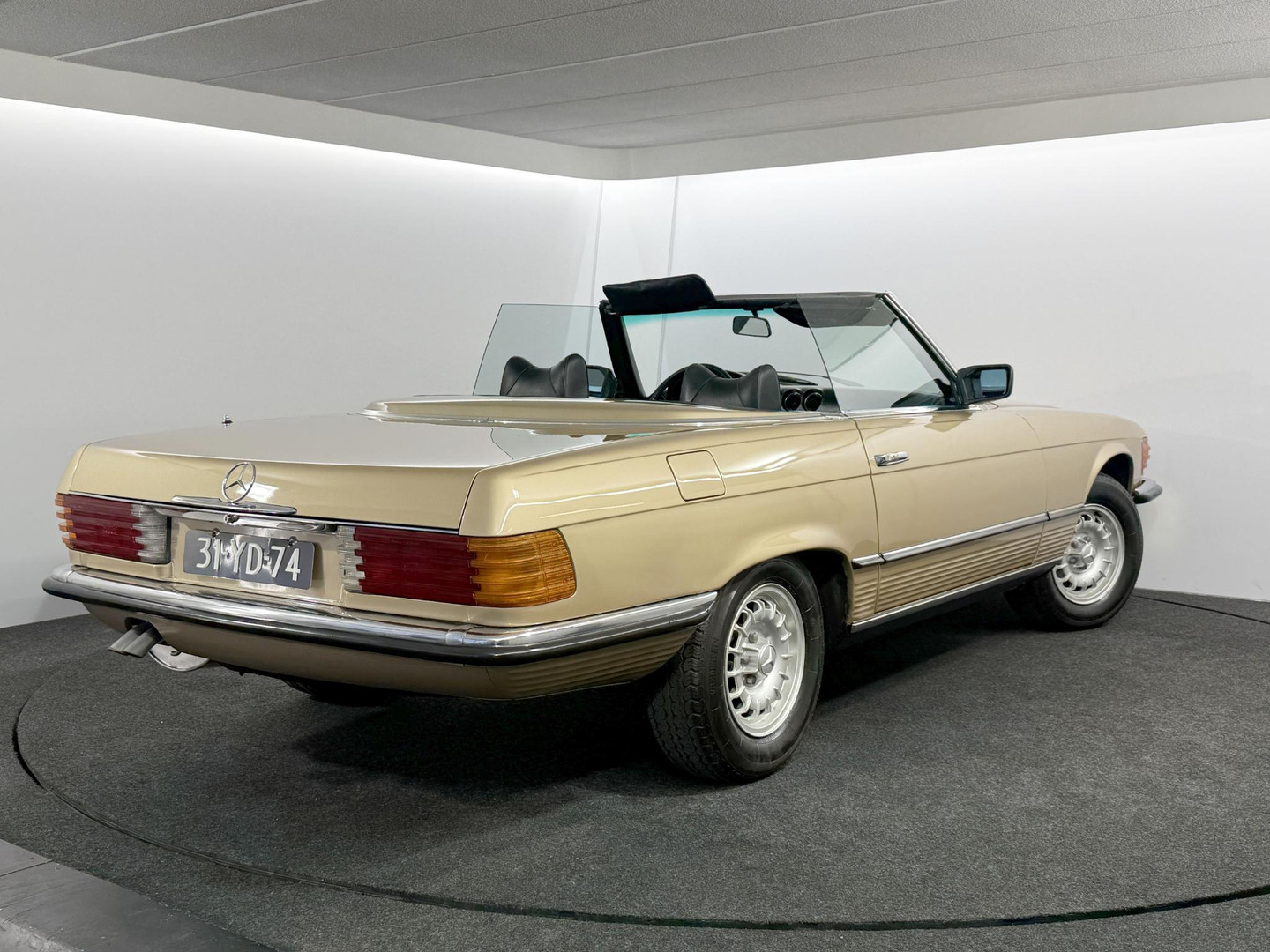 Mercedes-Benz Mercedes-Benz