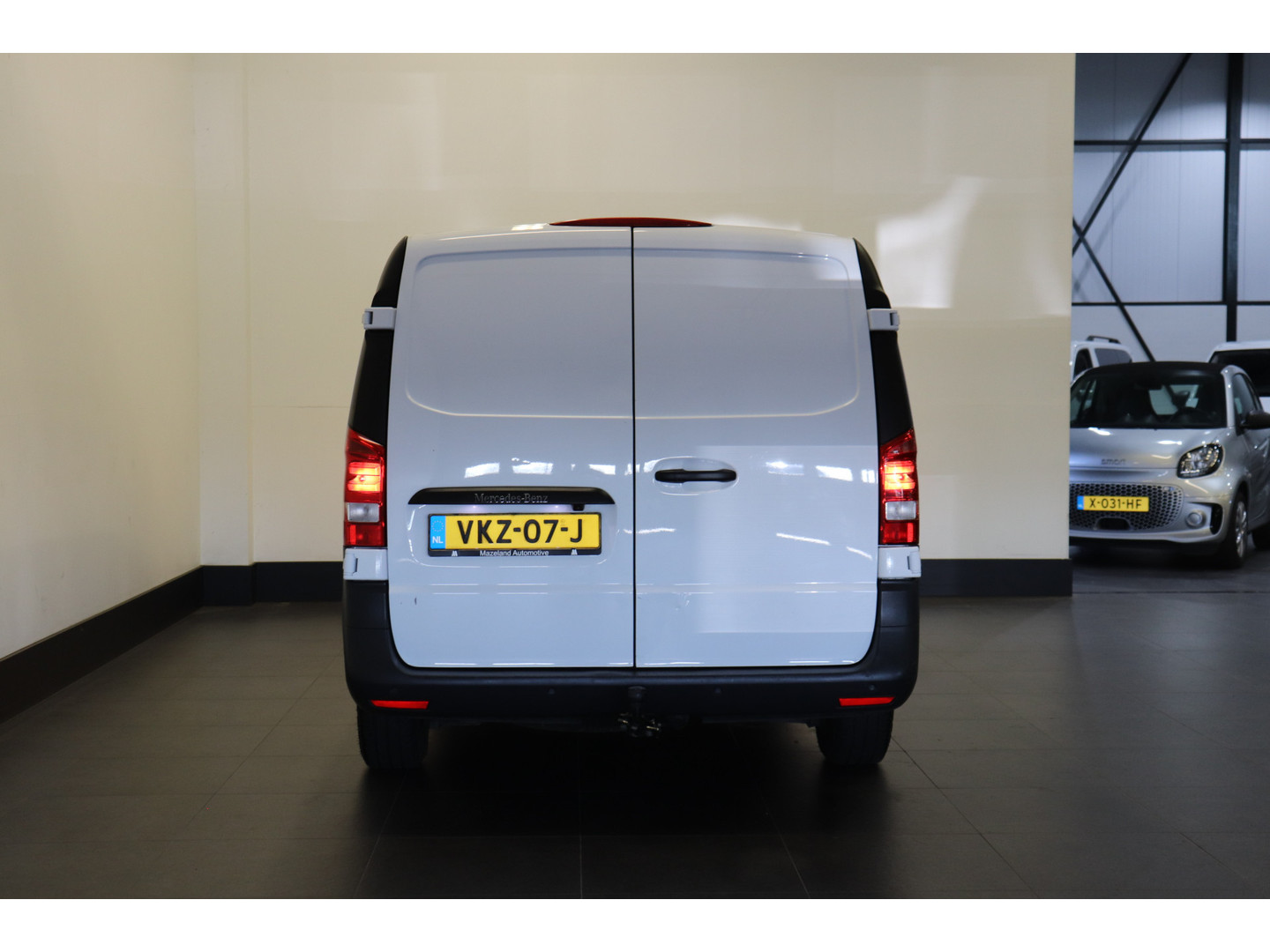 Mercedes-Benz Mercedes-Benz