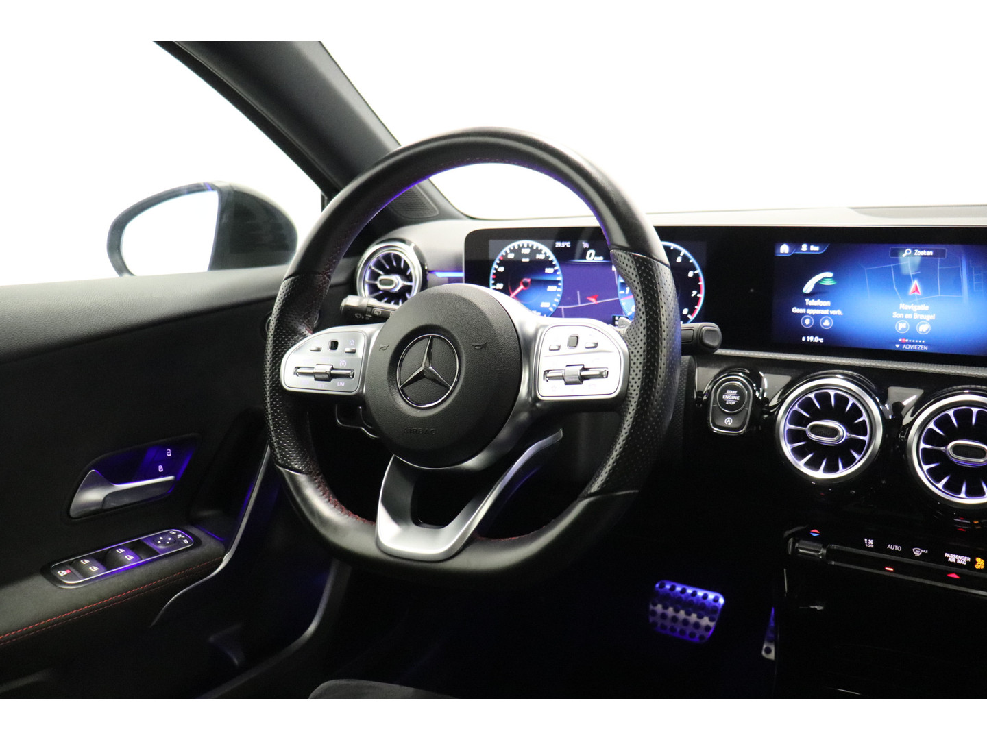 Mercedes-Benz Mercedes-Benz