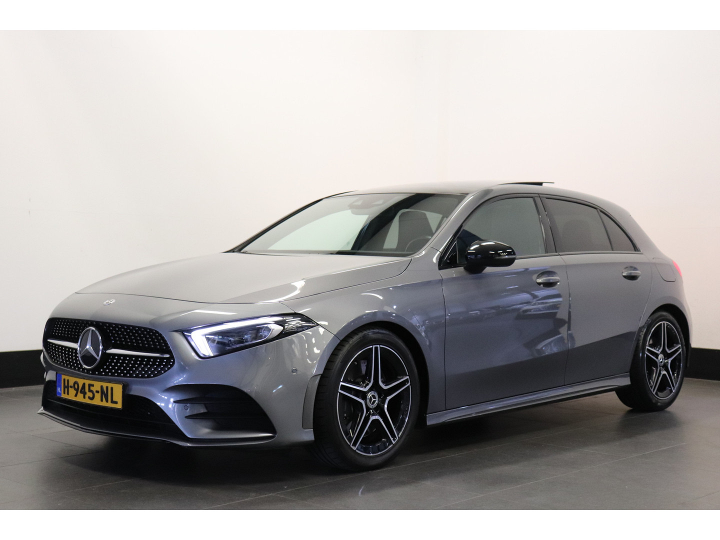Mercedes-Benz Mercedes-Benz