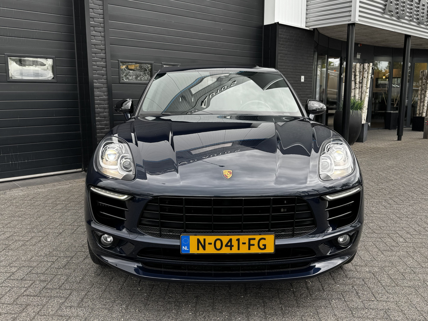 Porsche
