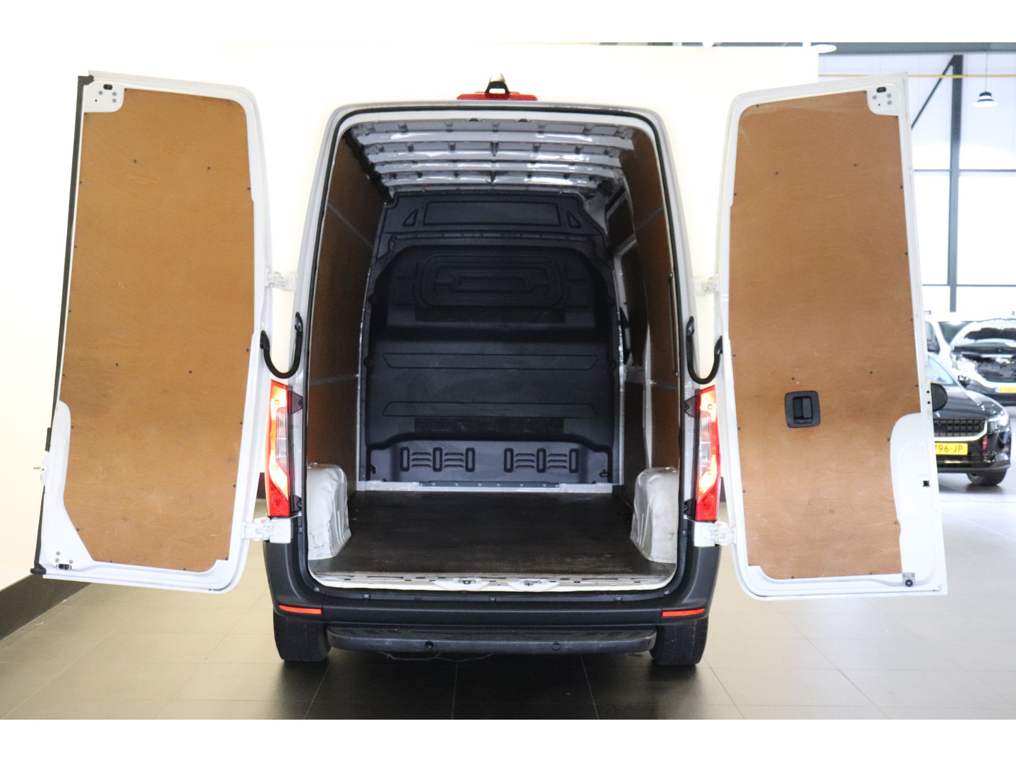 Mercedes-Benz Mercedes-Benz