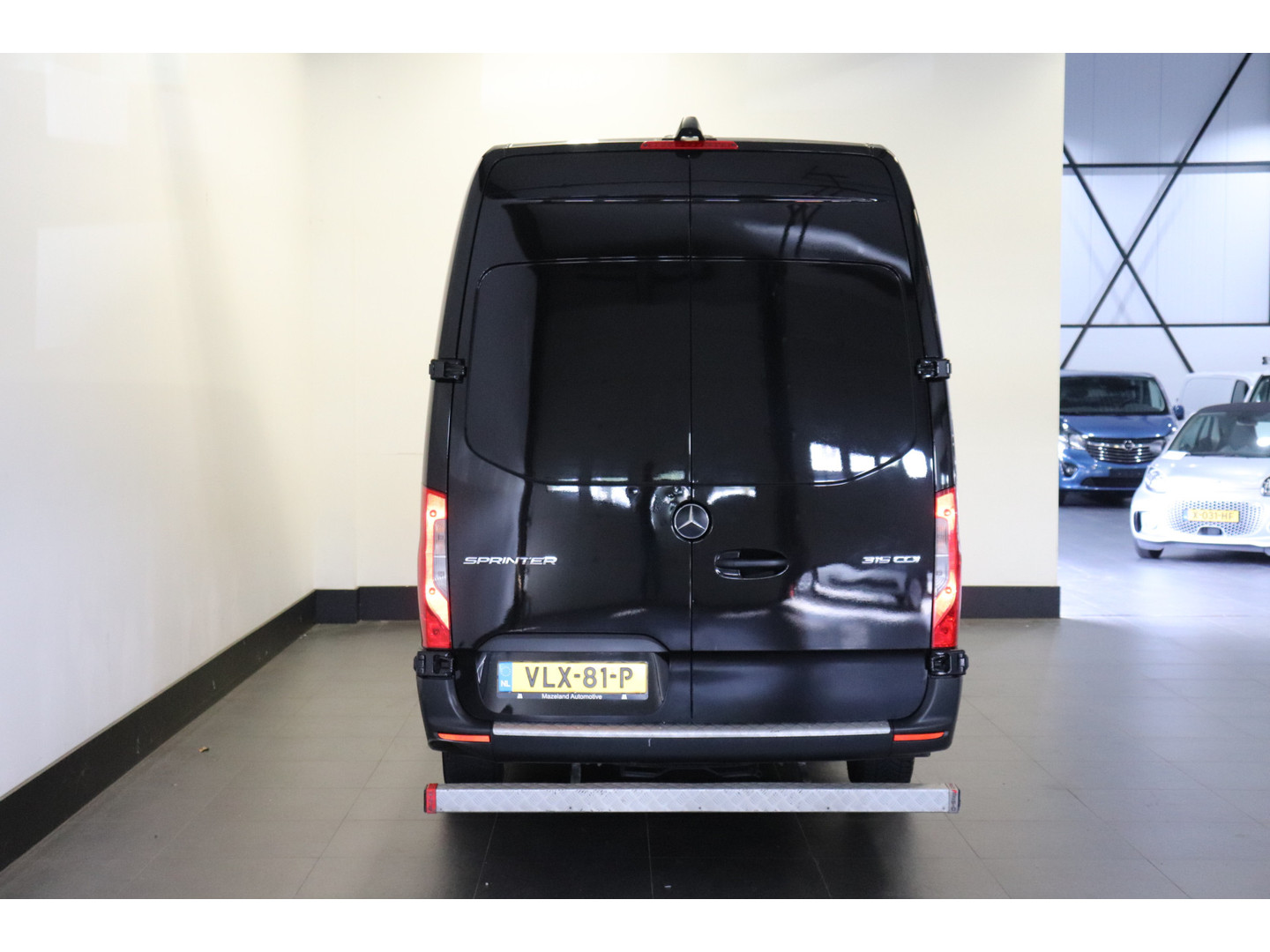 Mercedes-Benz Mercedes-Benz