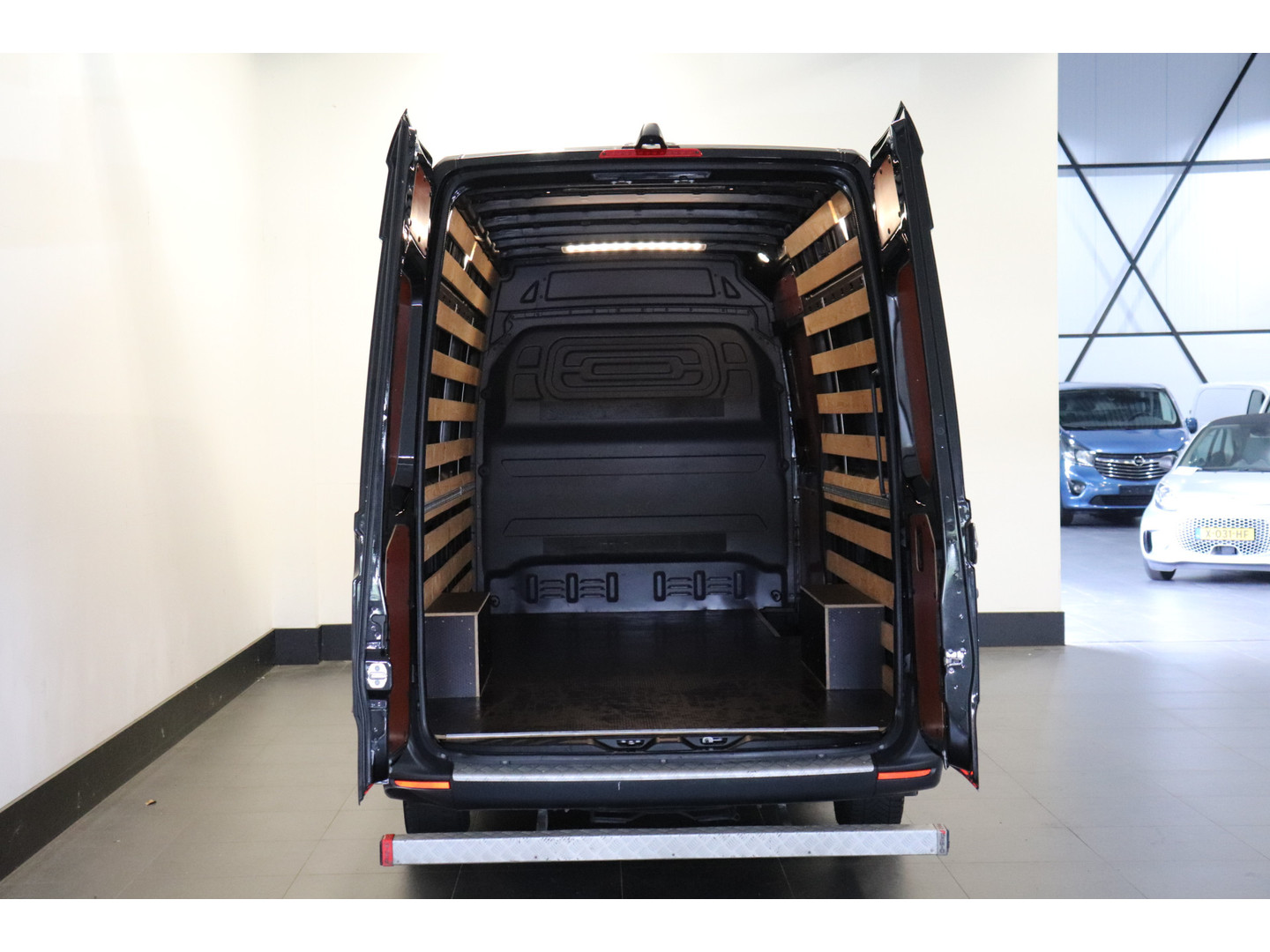 Mercedes-Benz Mercedes-Benz