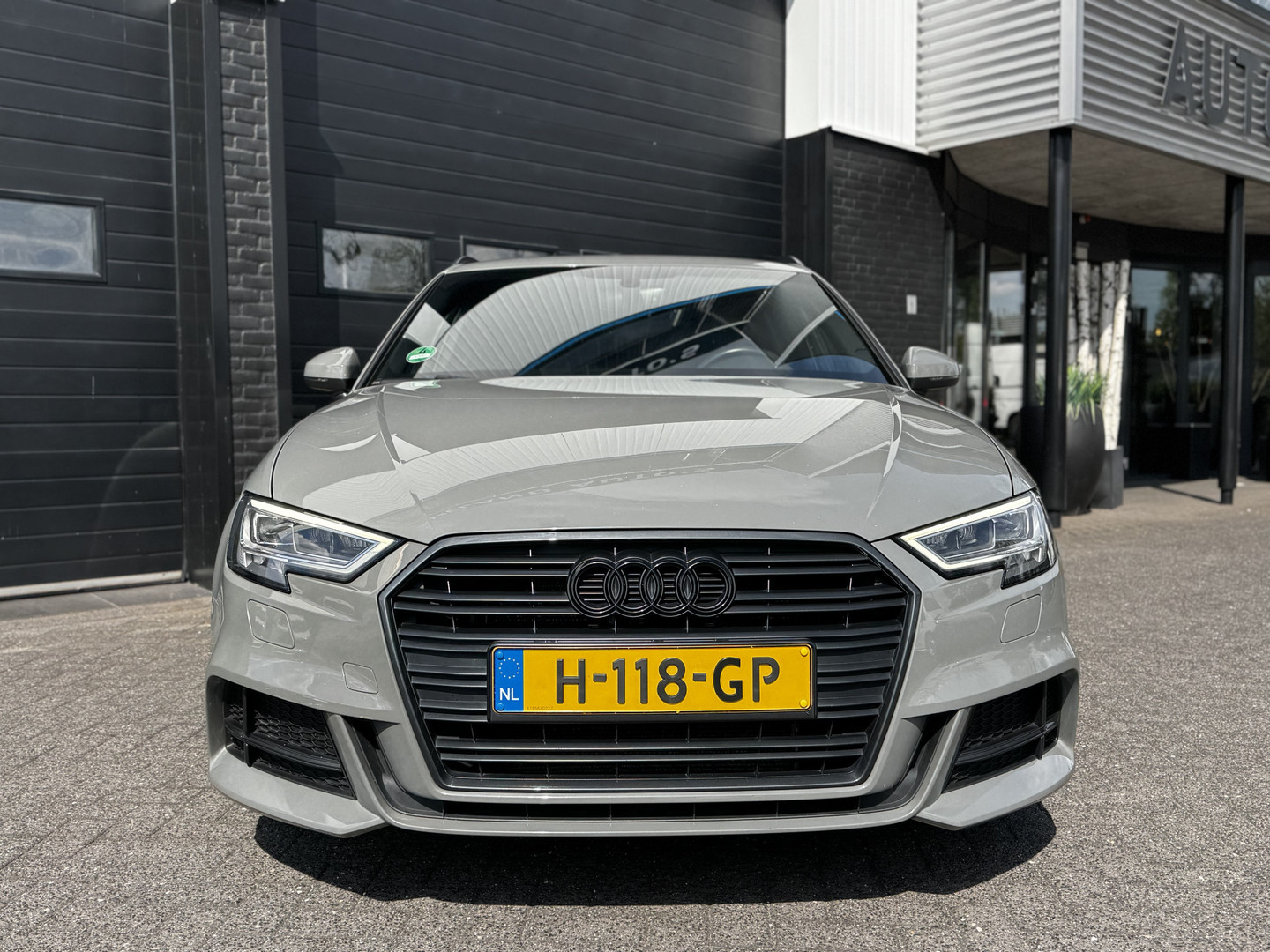 Audi