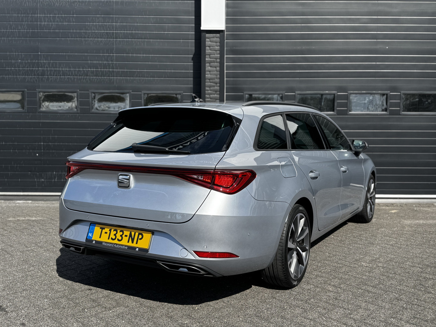 SEAT