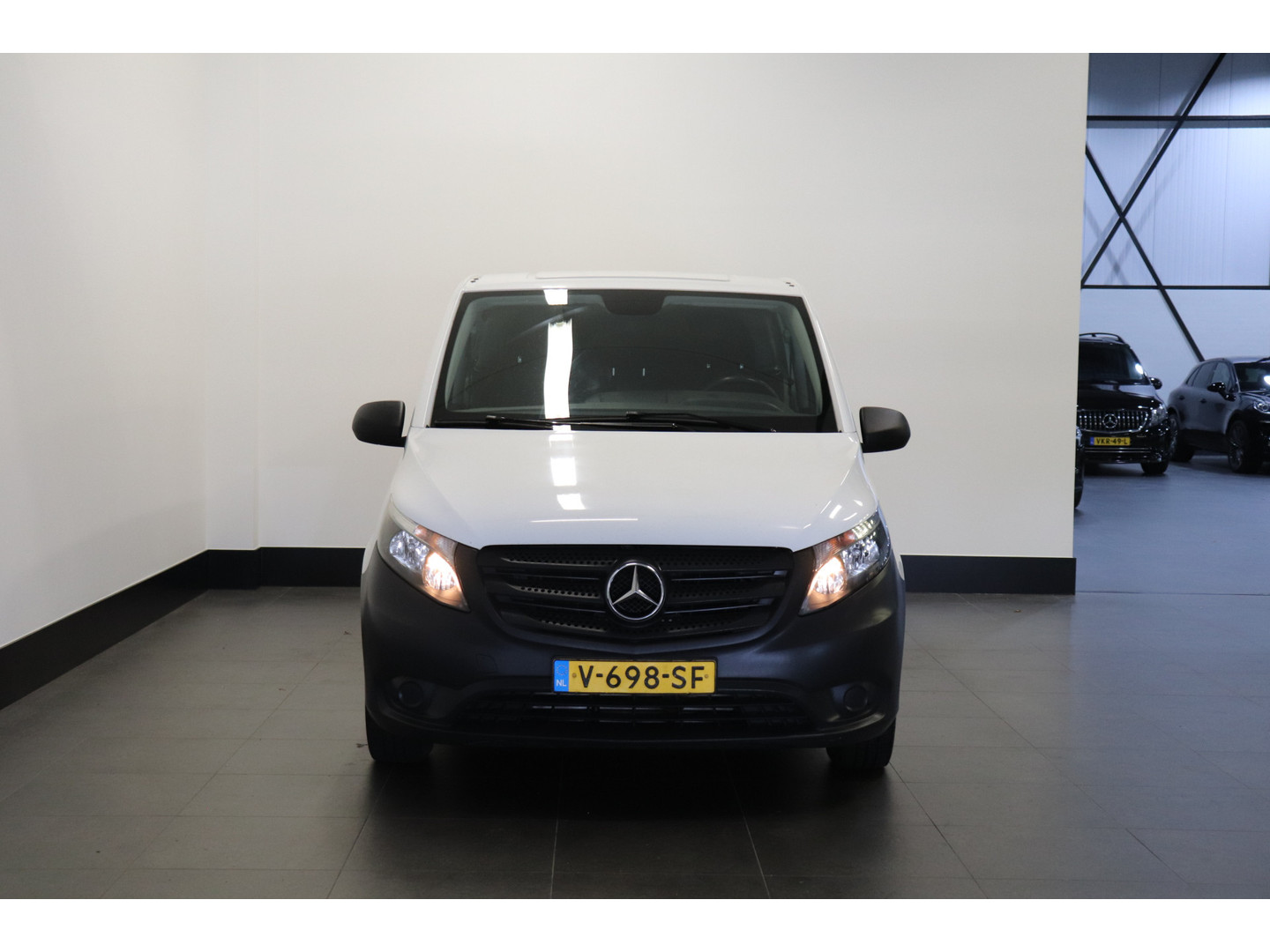 Mercedes-Benz Mercedes-Benz