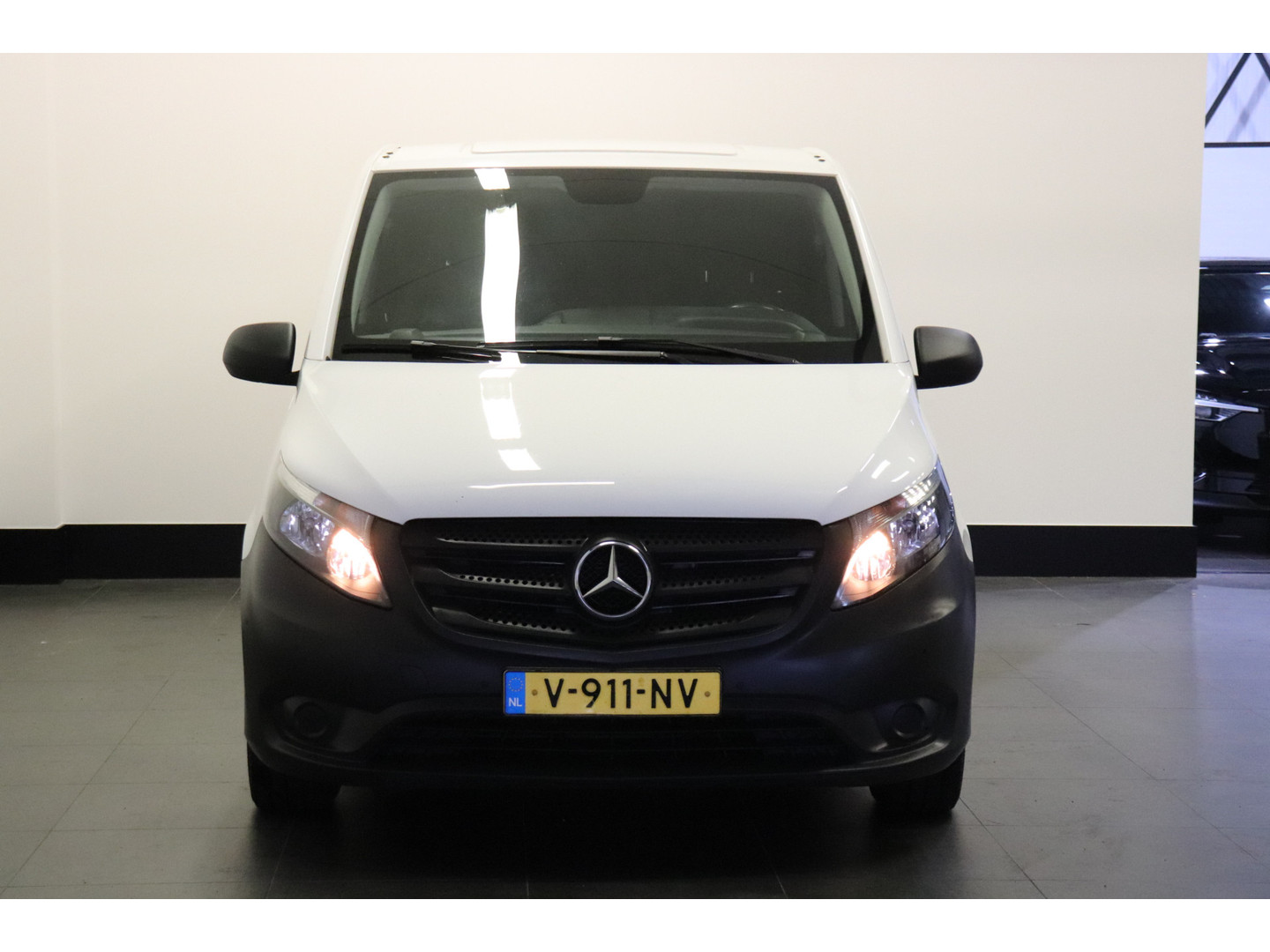 Mercedes-Benz Mercedes-Benz