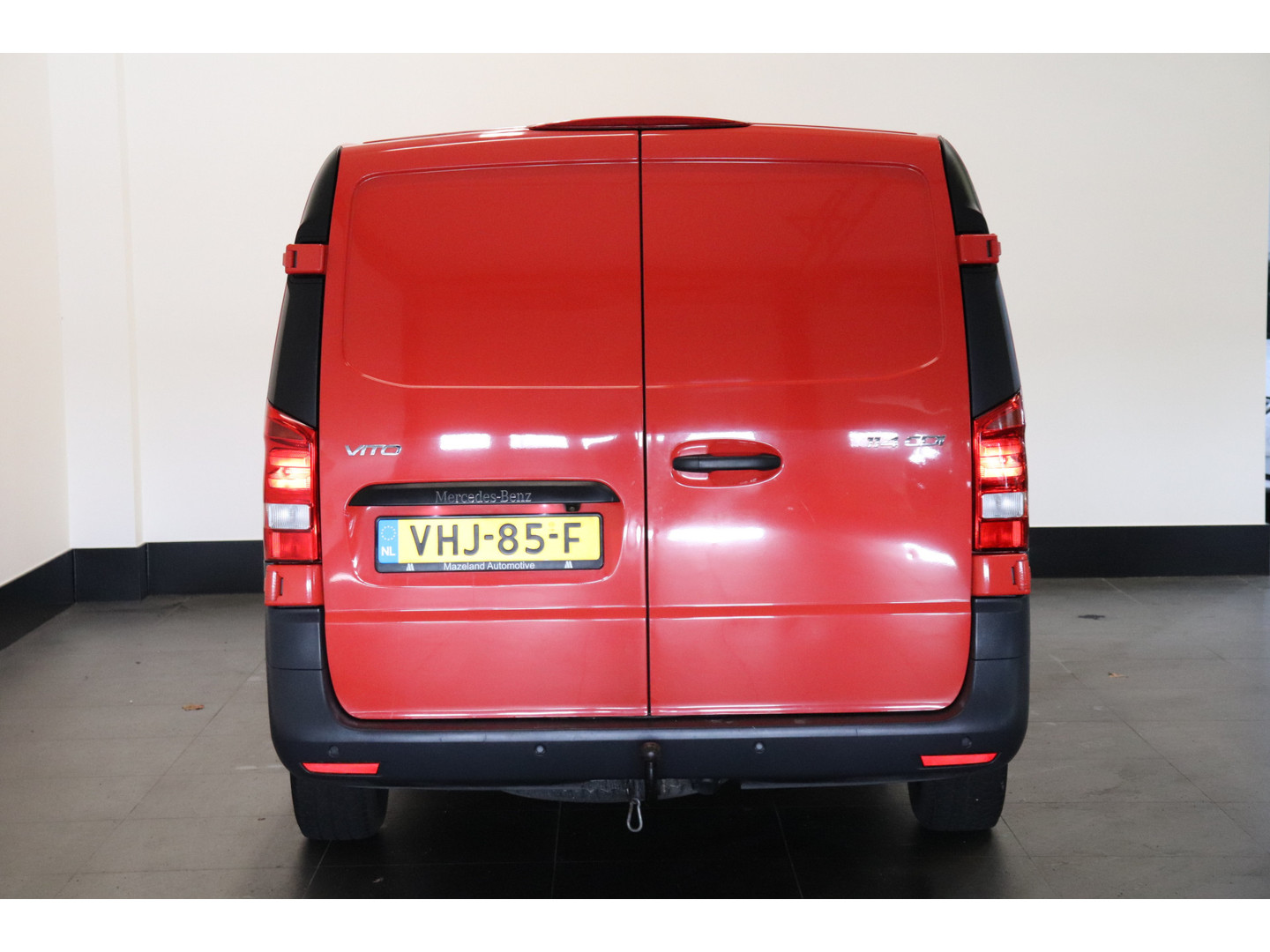 Mercedes-Benz Mercedes-Benz