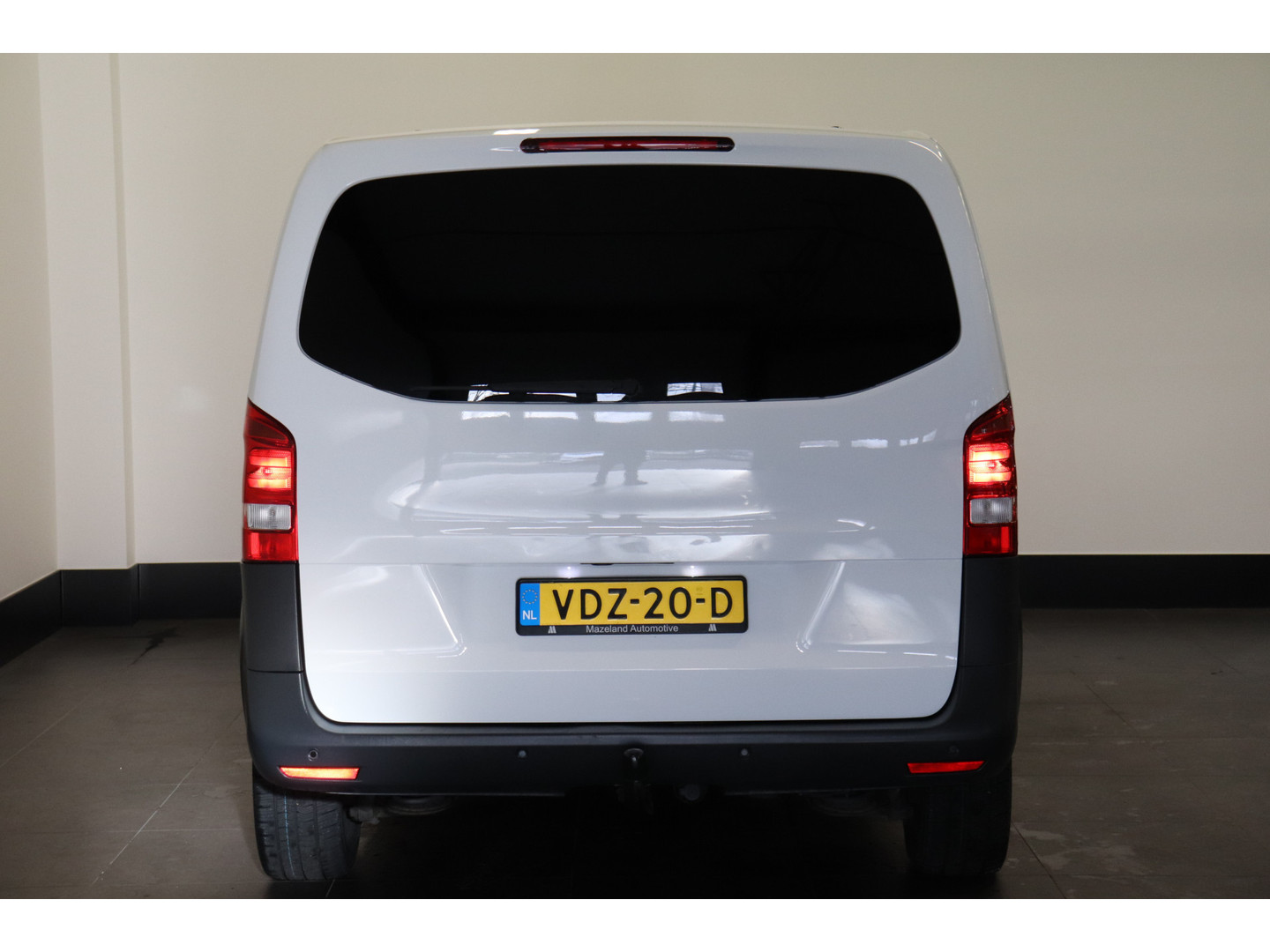 Mercedes-Benz Mercedes-Benz