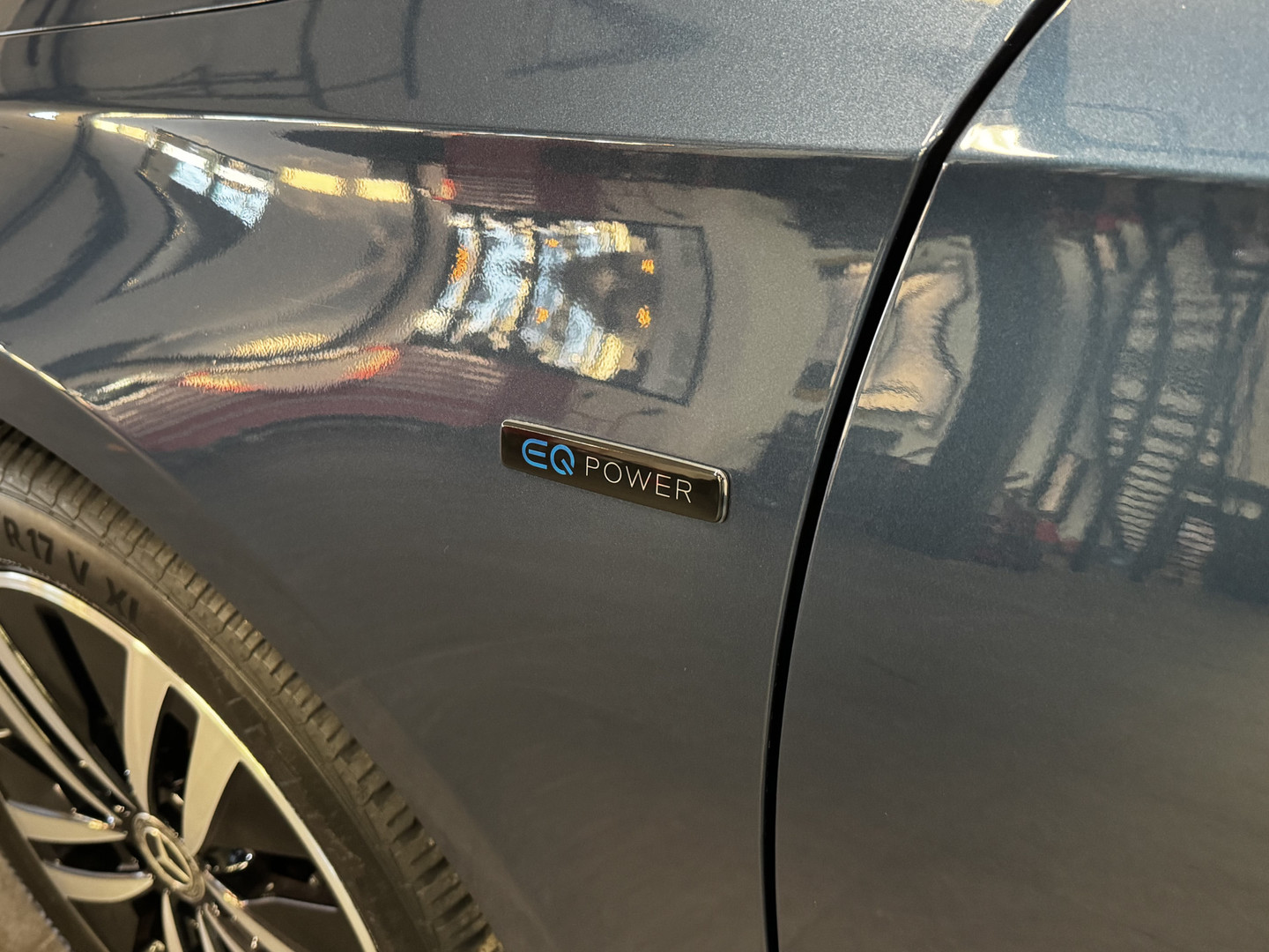 Mercedes-Benz Mercedes-Benz