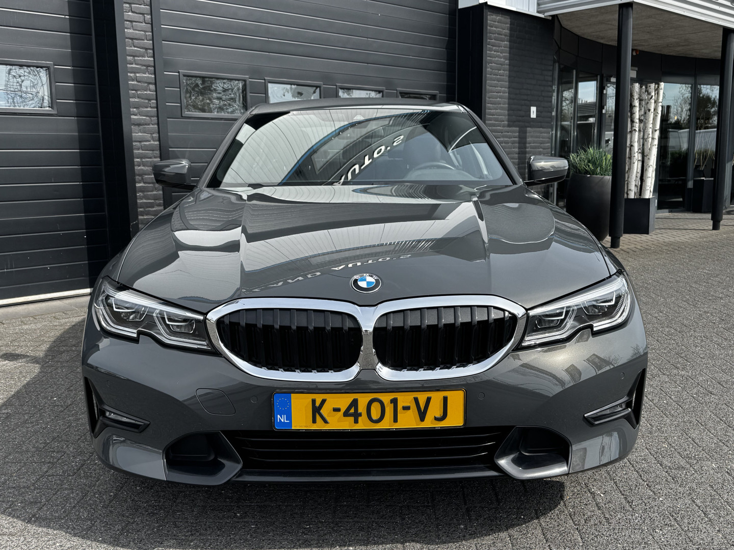 BMW