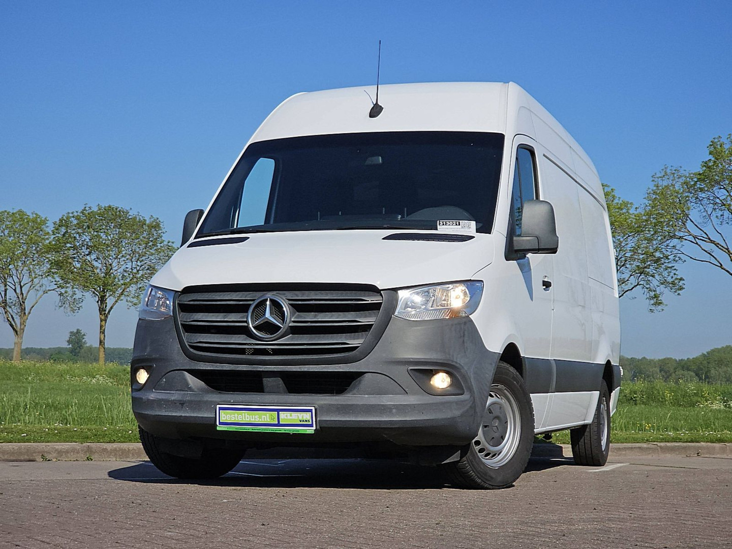 Mercedes-Benz Mercedes-Benz