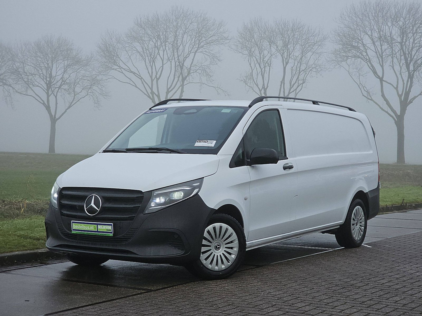 Mercedes-Benz Mercedes-Benz
