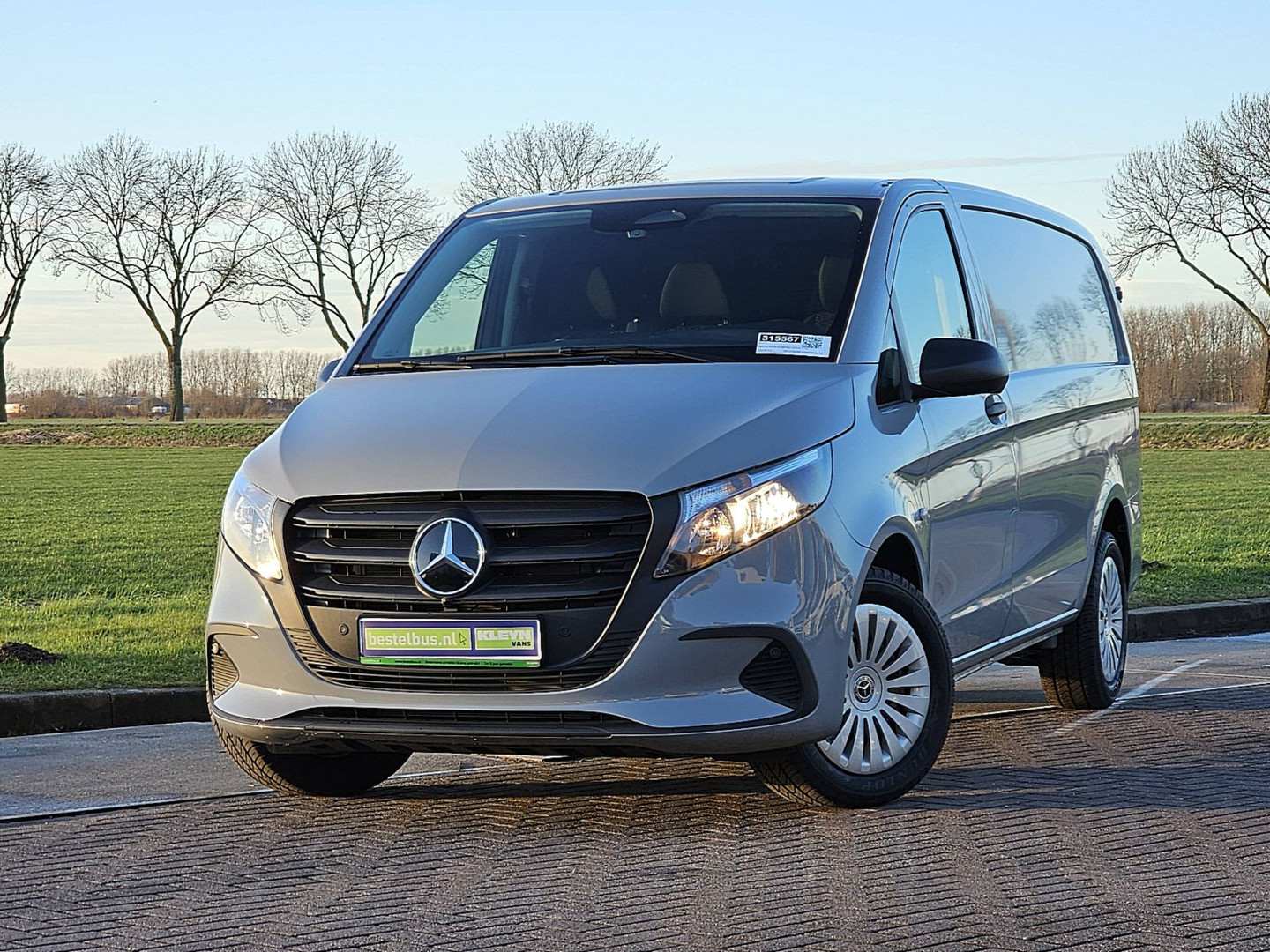 Mercedes-Benz Mercedes-Benz