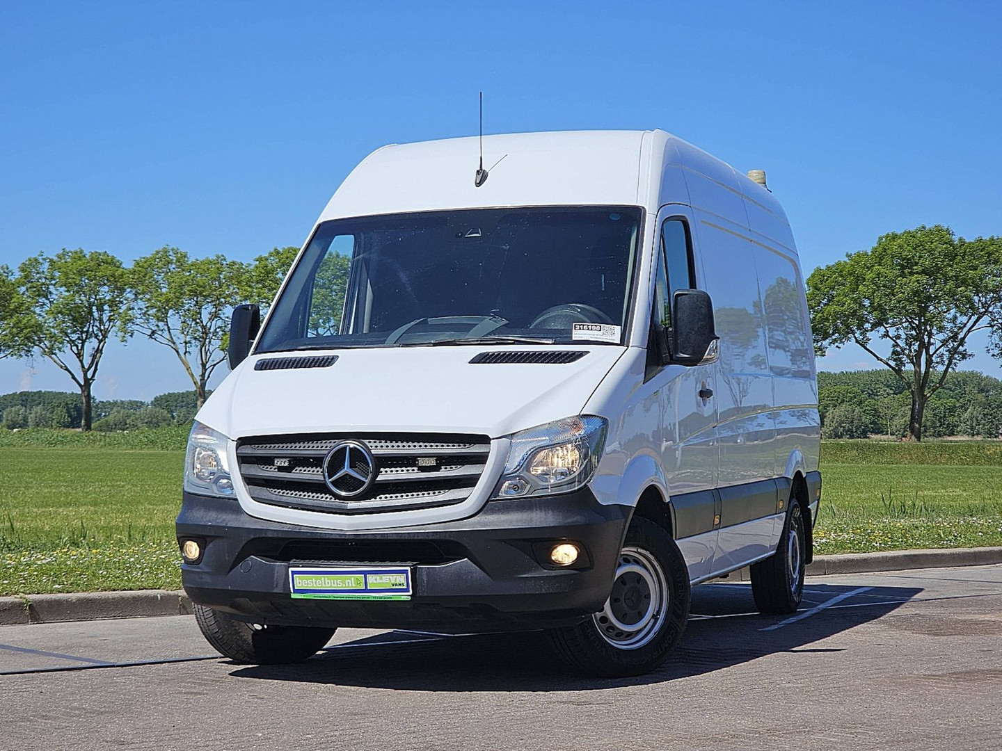 Mercedes-Benz Mercedes-Benz