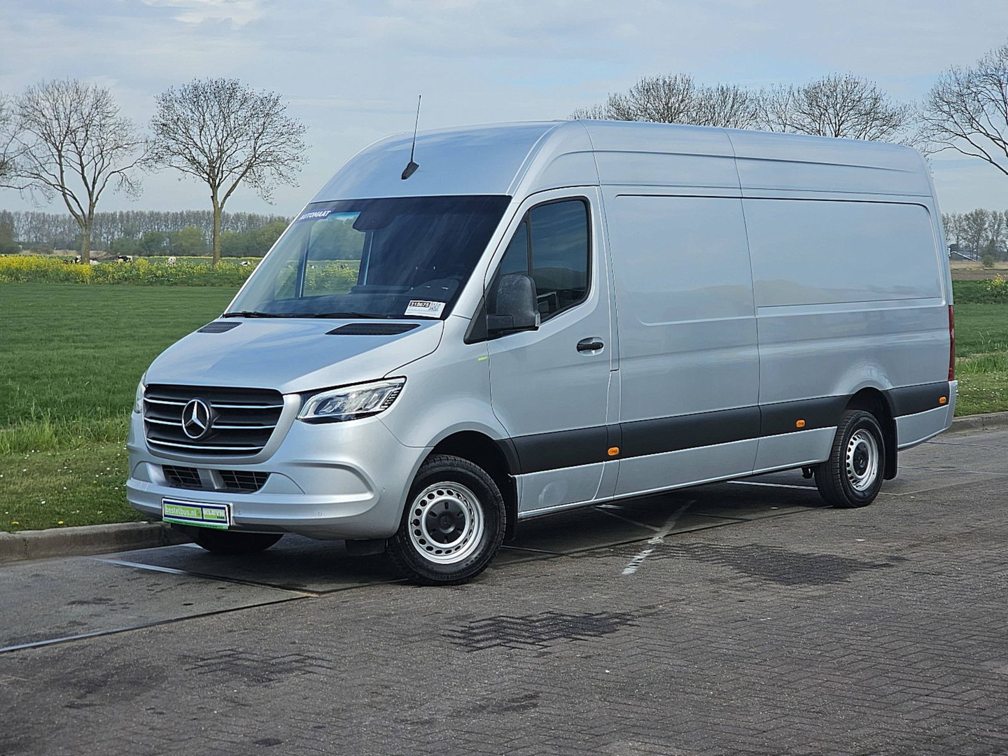 Mercedes-Benz Mercedes-Benz