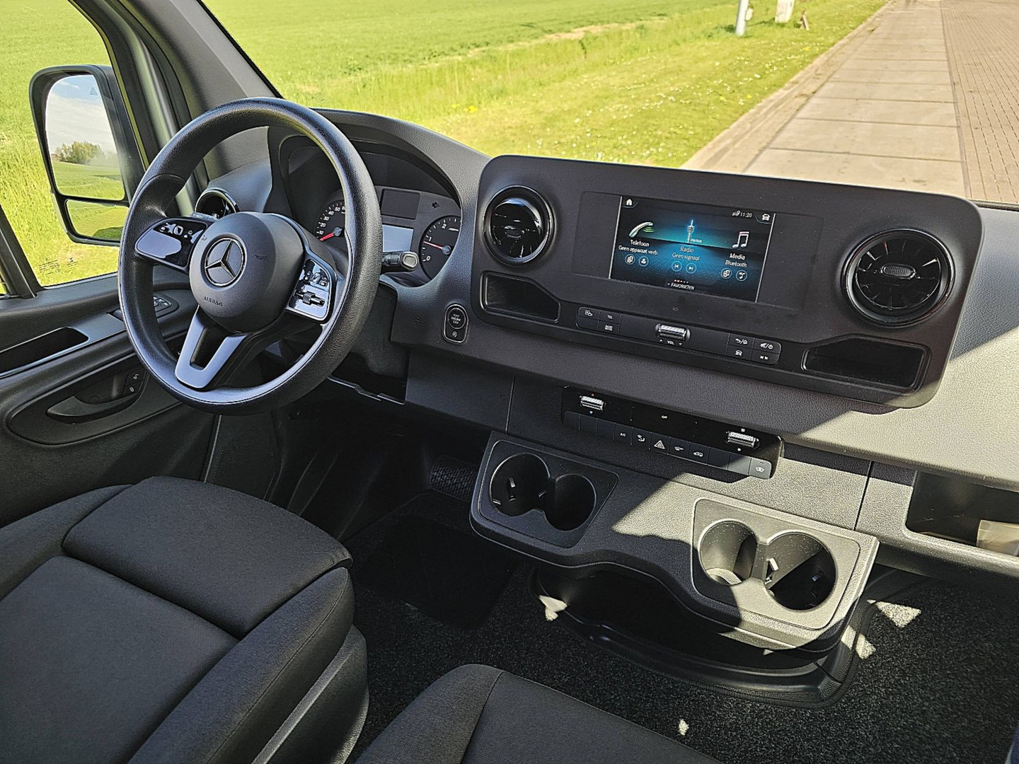 Mercedes-Benz Mercedes-Benz