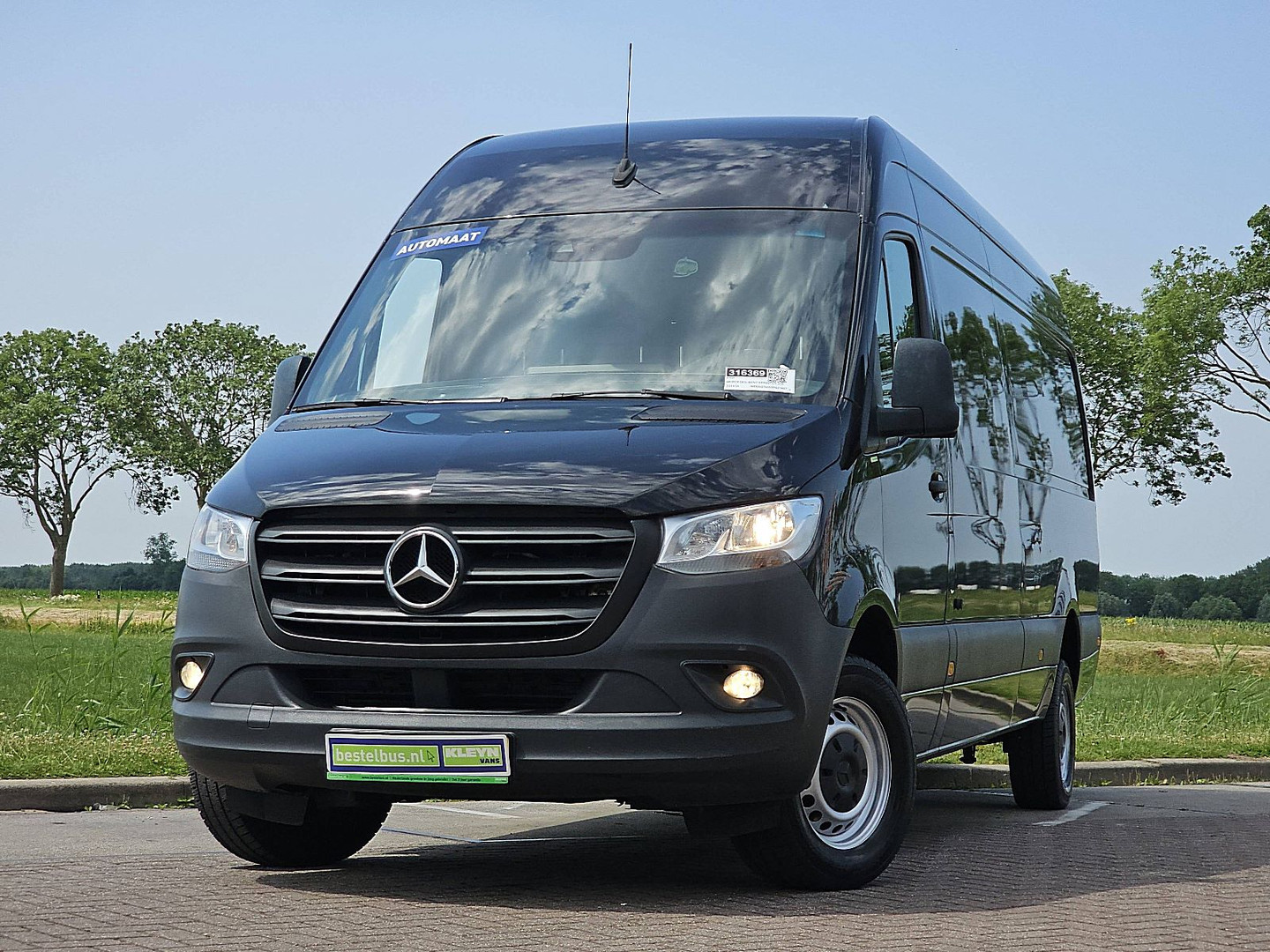 Mercedes-Benz Mercedes-Benz