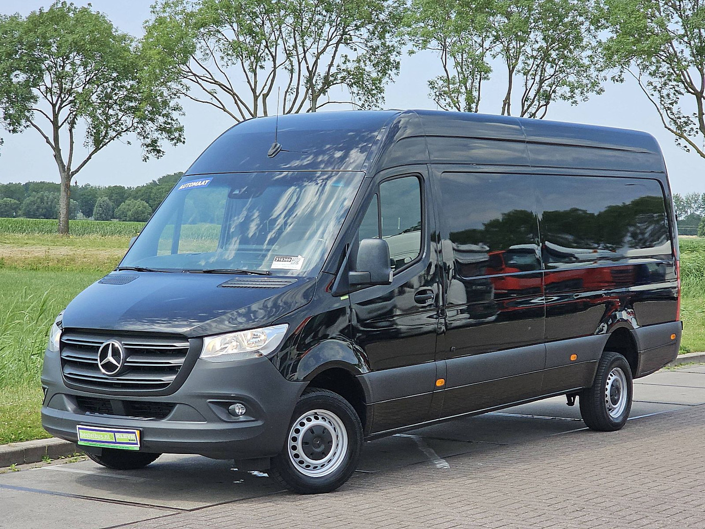 Mercedes-Benz Mercedes-Benz