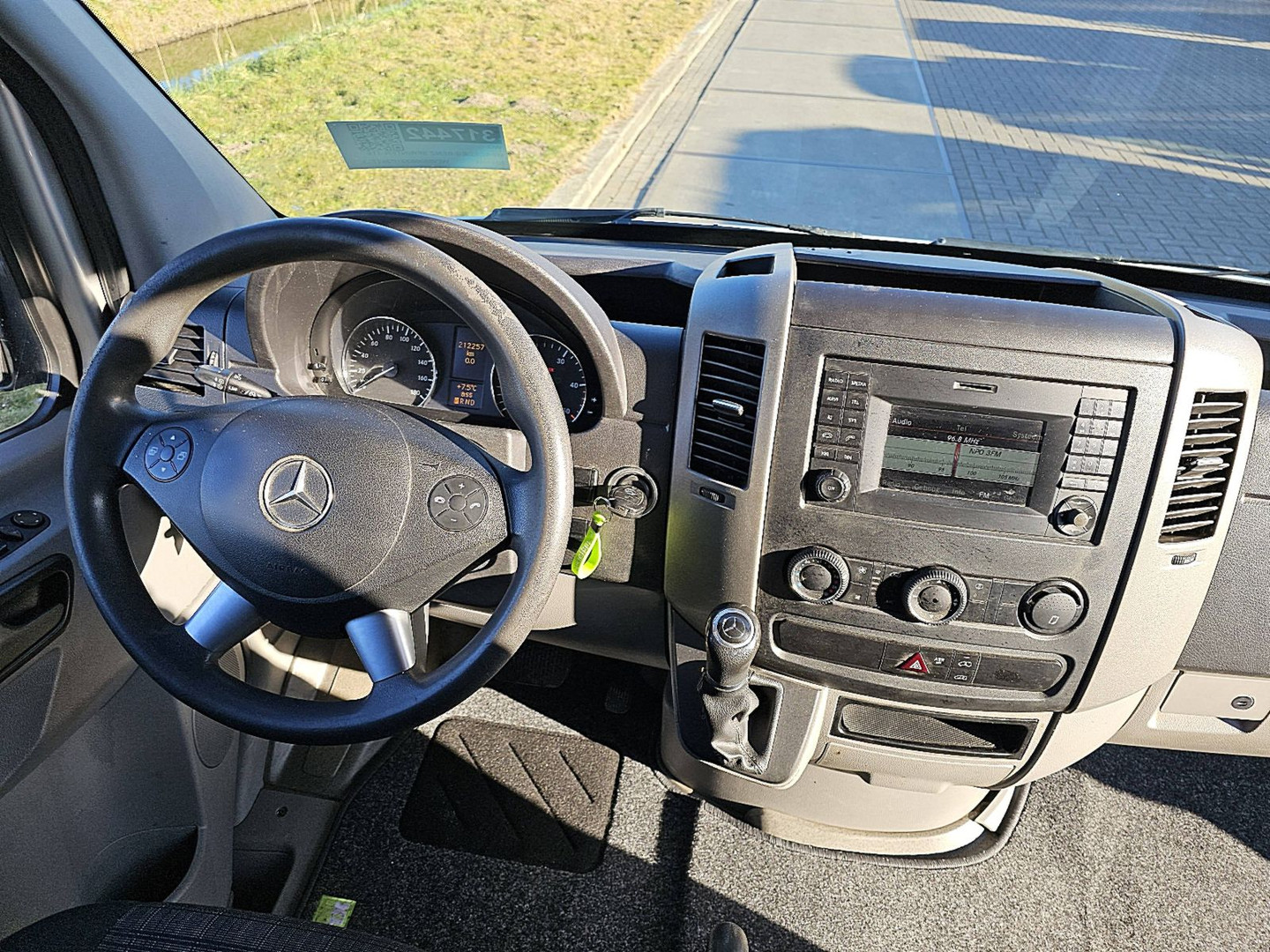 Mercedes-Benz Mercedes-Benz