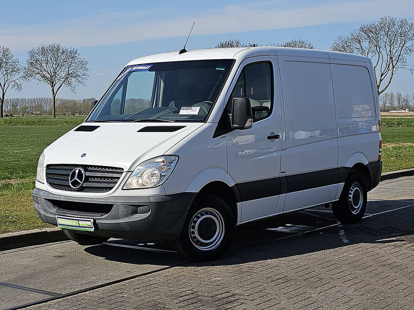 Mercedes-Benz Mercedes-Benz