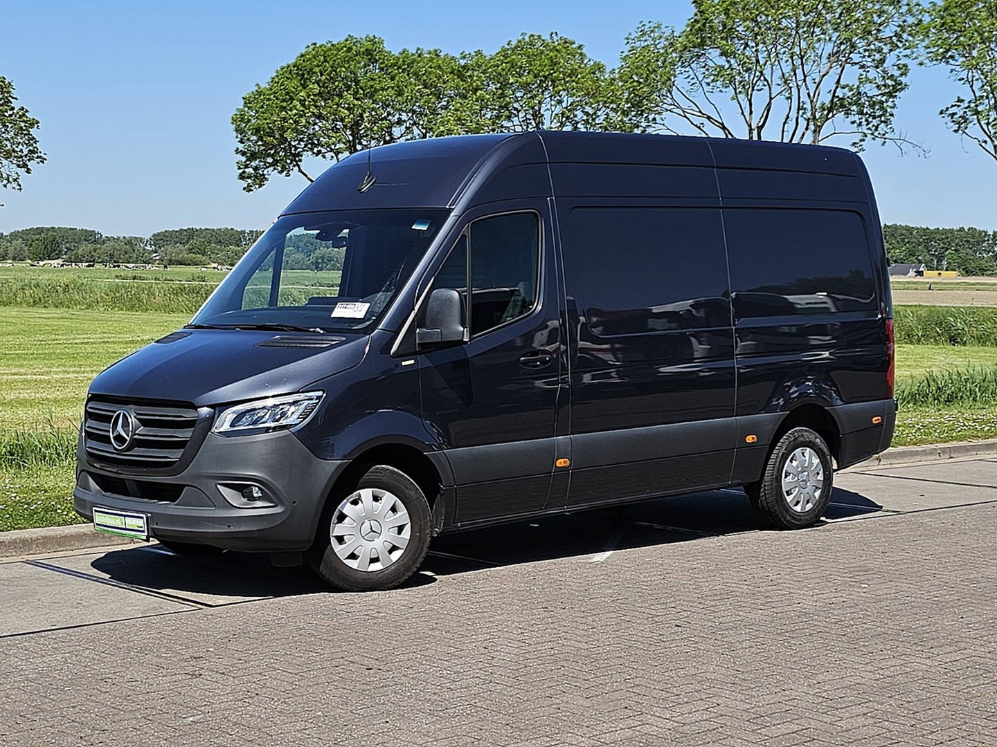 Mercedes-Benz Mercedes-Benz