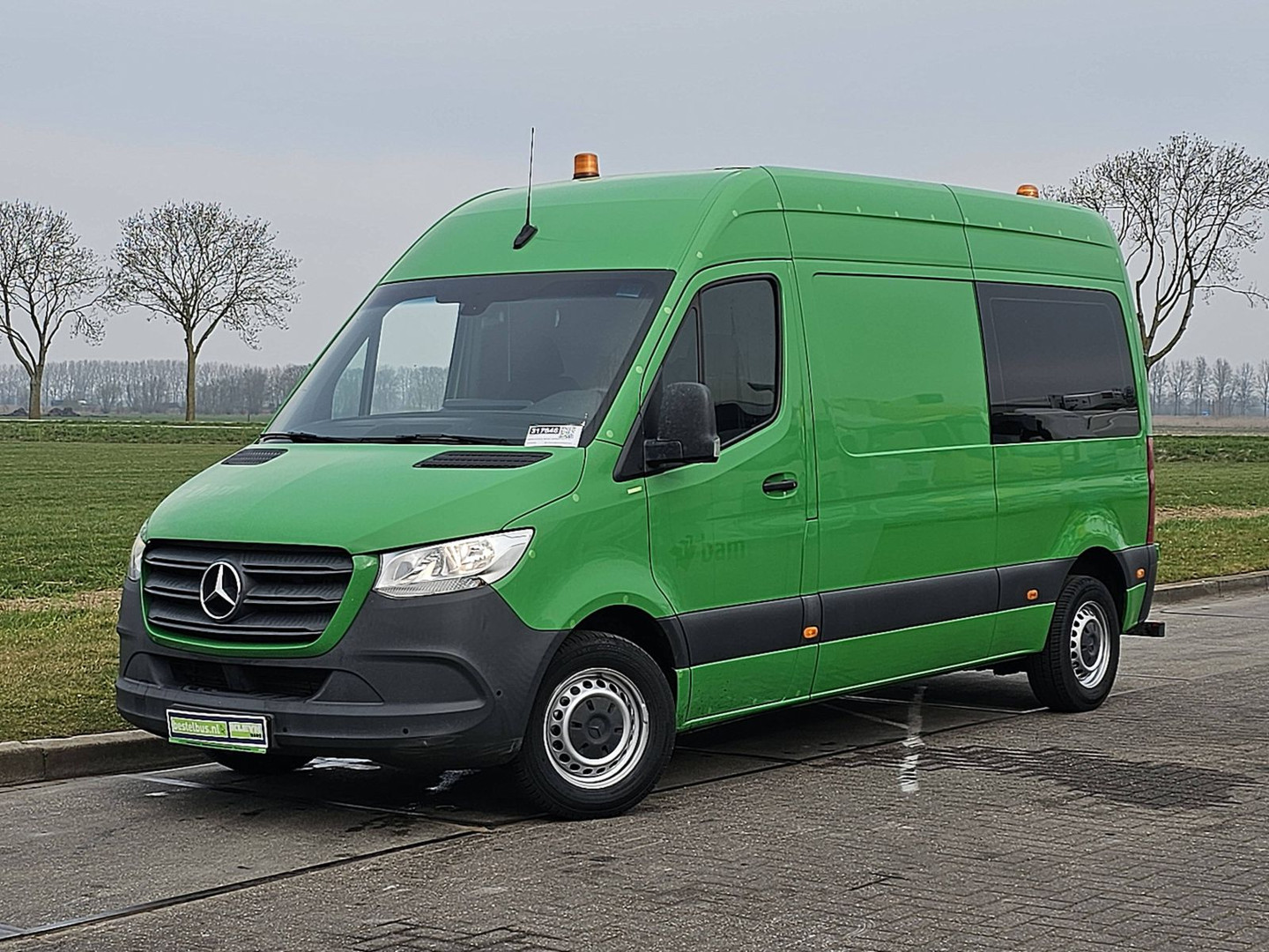 Mercedes-Benz Mercedes-Benz