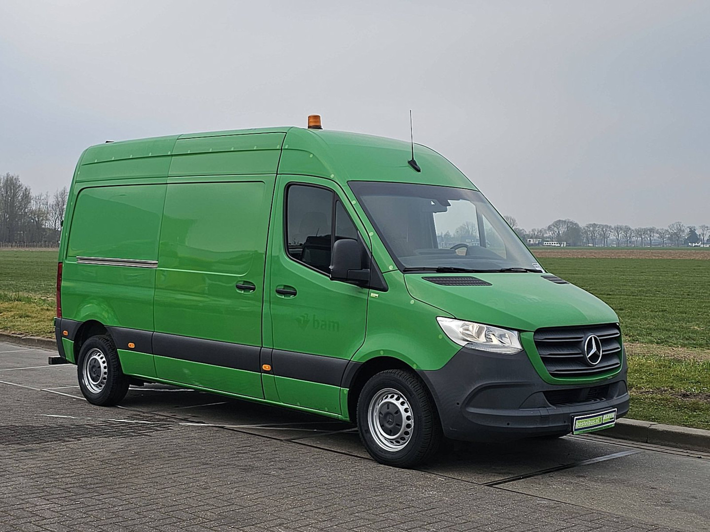 Mercedes-Benz Mercedes-Benz