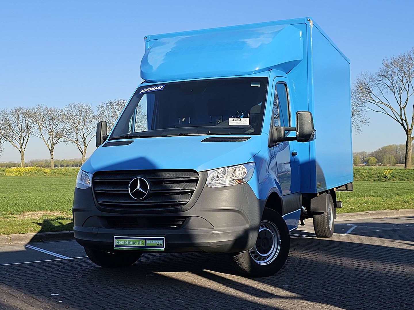 Mercedes-Benz Mercedes-Benz
