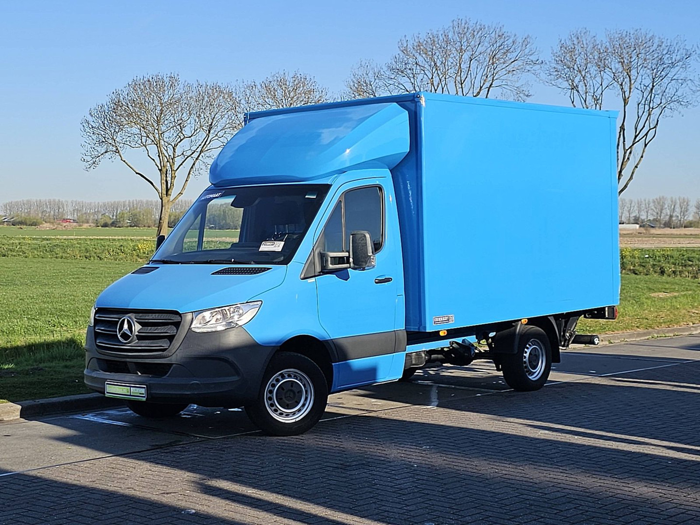 Mercedes-Benz Mercedes-Benz