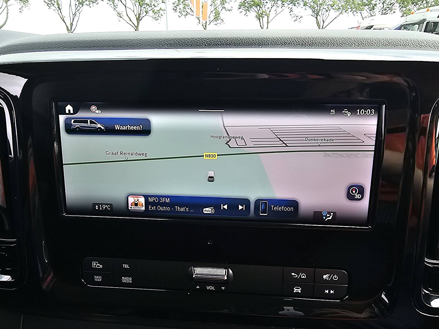 Mercedes-Benz Mercedes-Benz