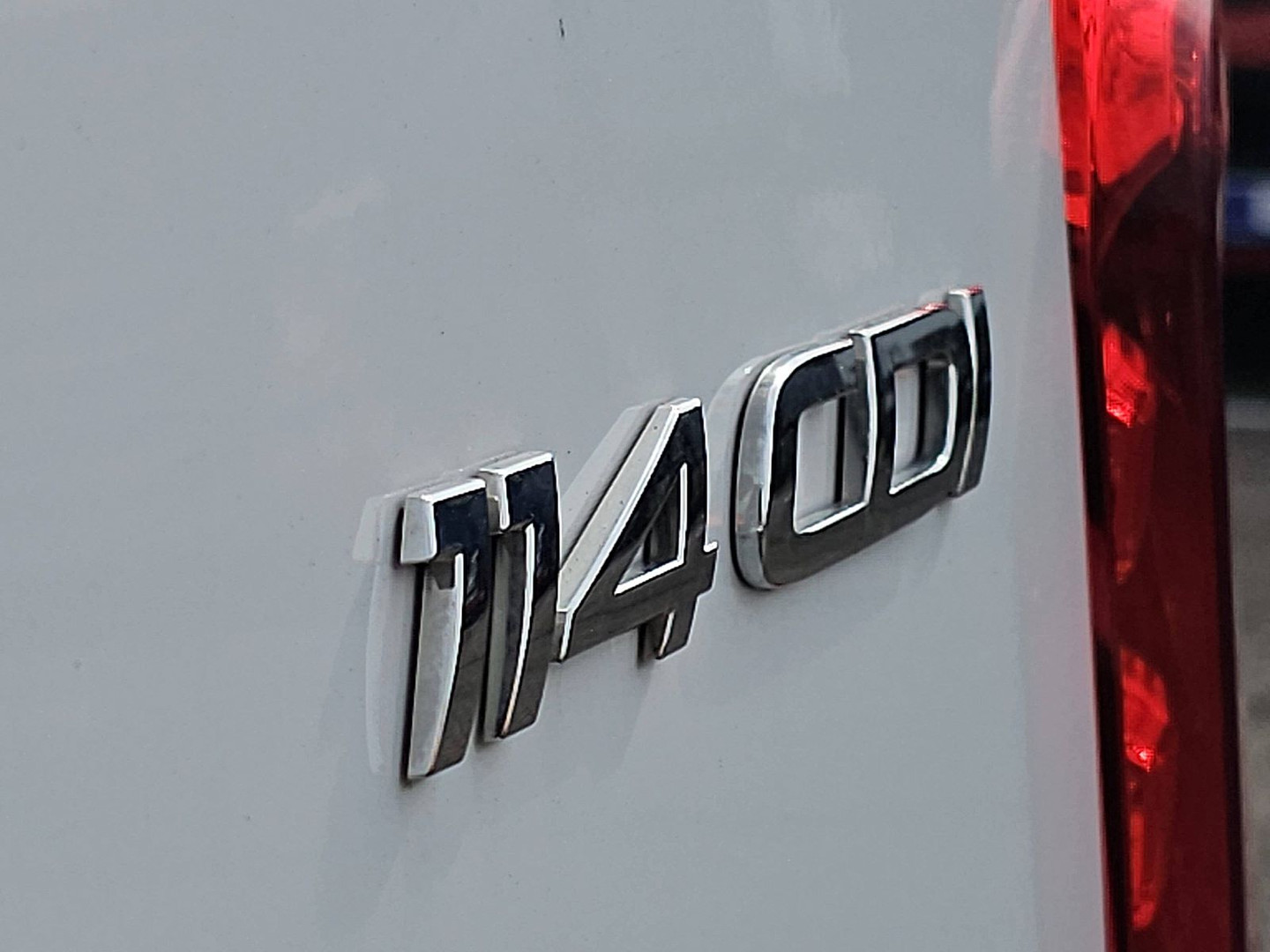 Mercedes-Benz Mercedes-Benz