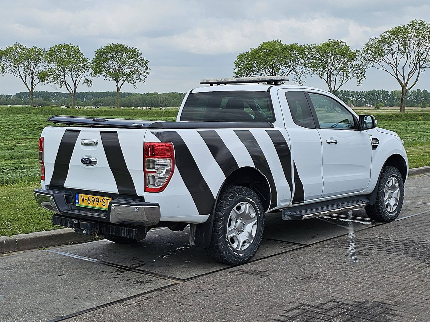 Ford Ford