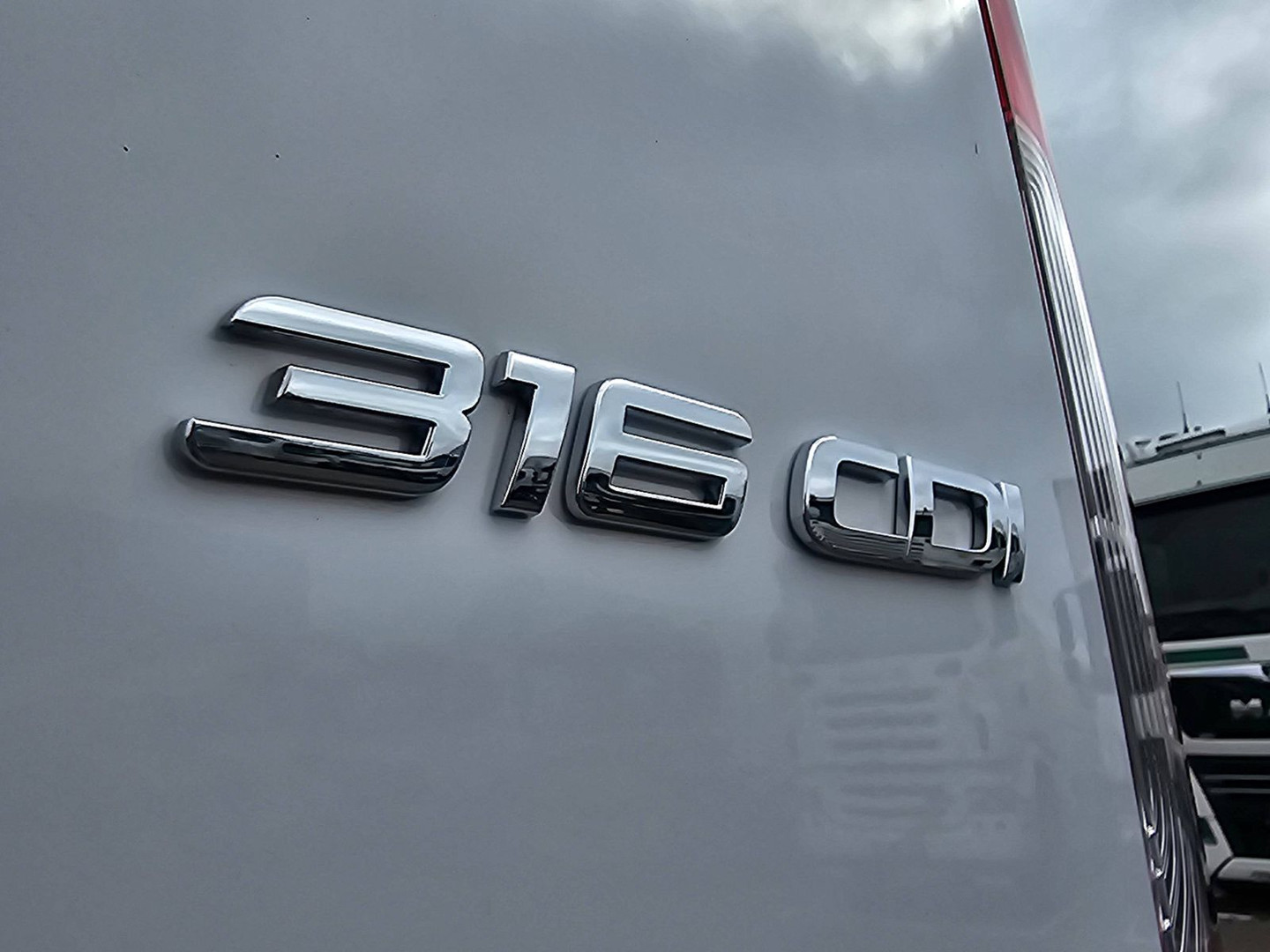 Mercedes-Benz Mercedes-Benz