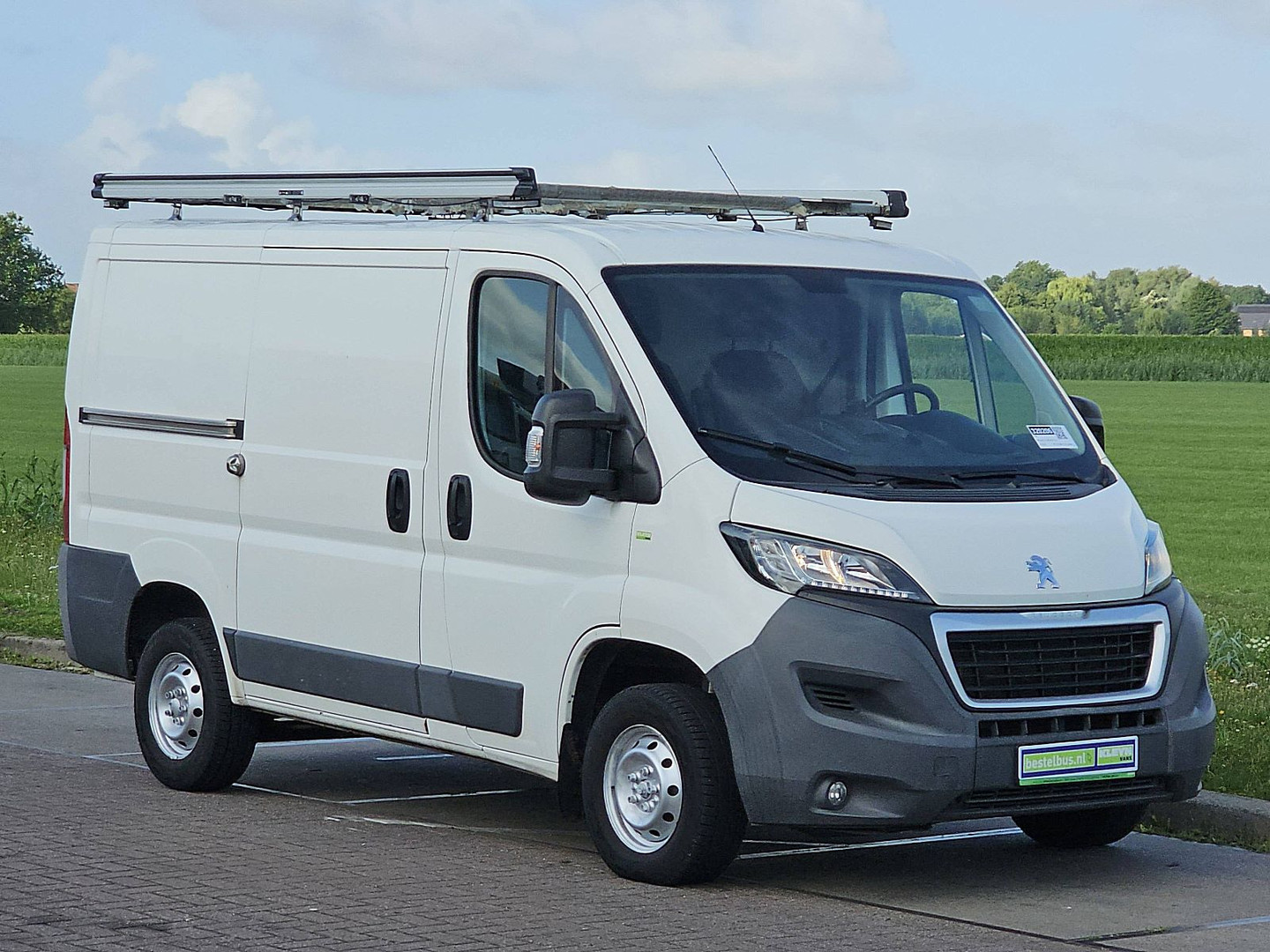Peugeot Peugeot