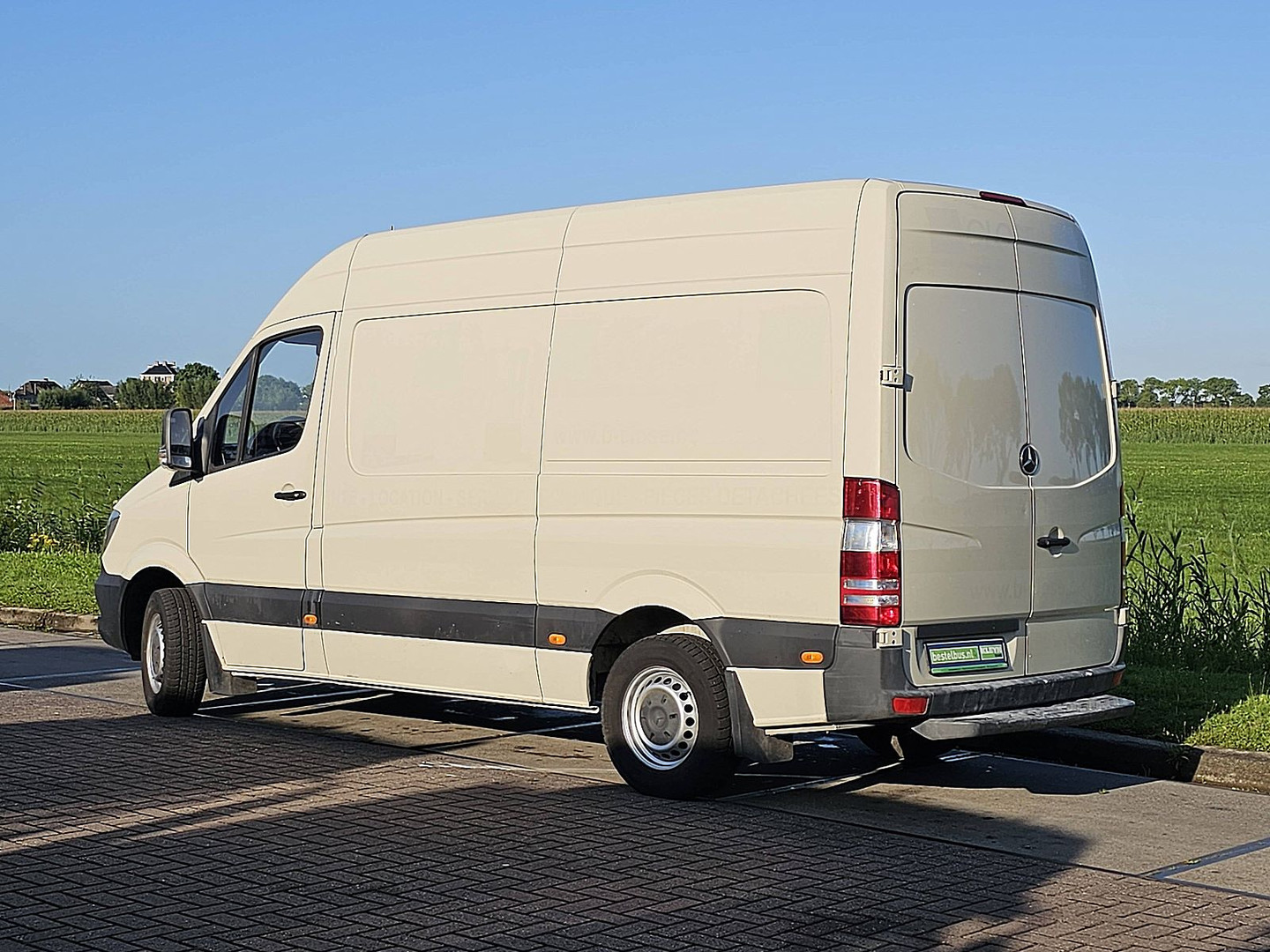 Mercedes-Benz Mercedes-Benz