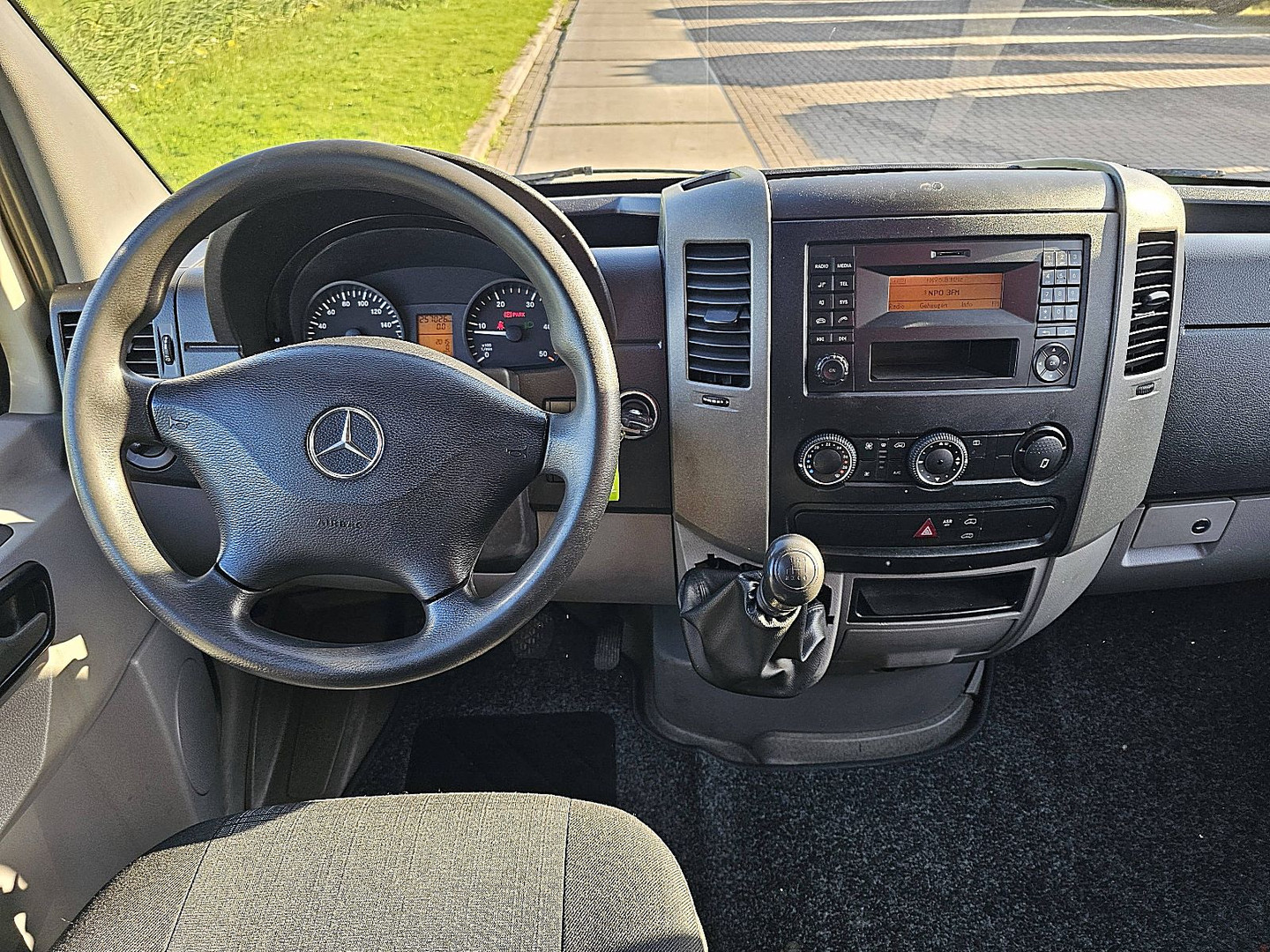 Mercedes-Benz Mercedes-Benz