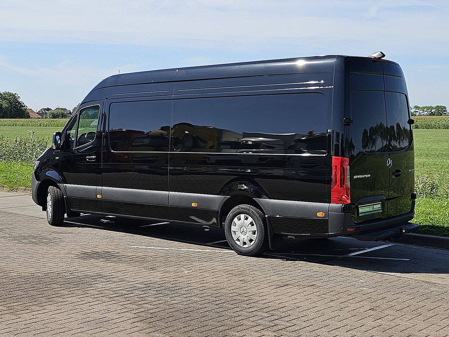 Mercedes-Benz Mercedes-Benz