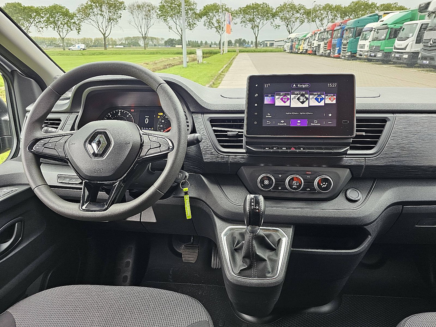 Renault Renault