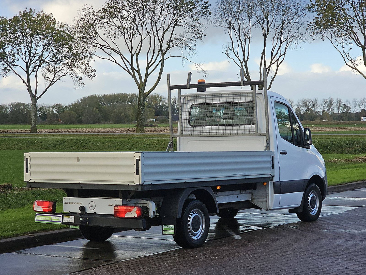 Mercedes-Benz Mercedes-Benz