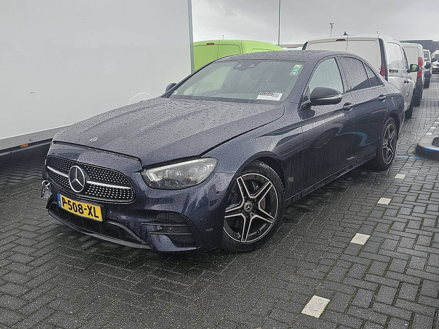 Mercedes-Benz Mercedes-Benz