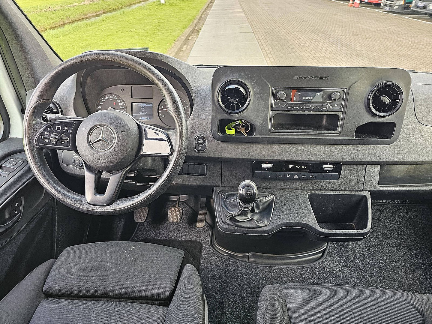 Mercedes-Benz Mercedes-Benz