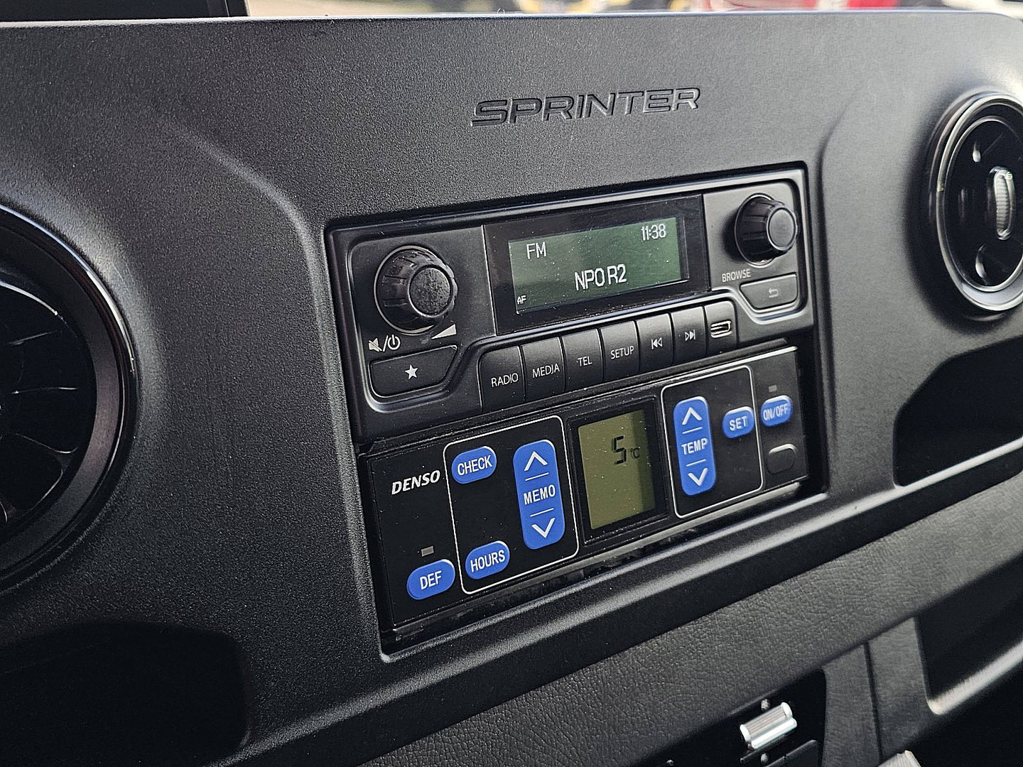 Mercedes-Benz Mercedes-Benz