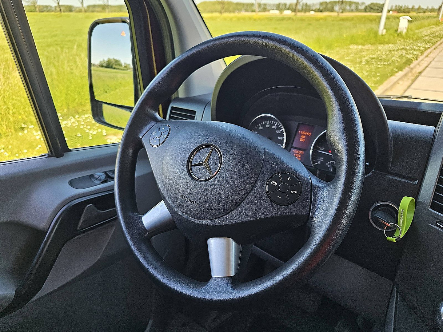 Mercedes-Benz Mercedes-Benz