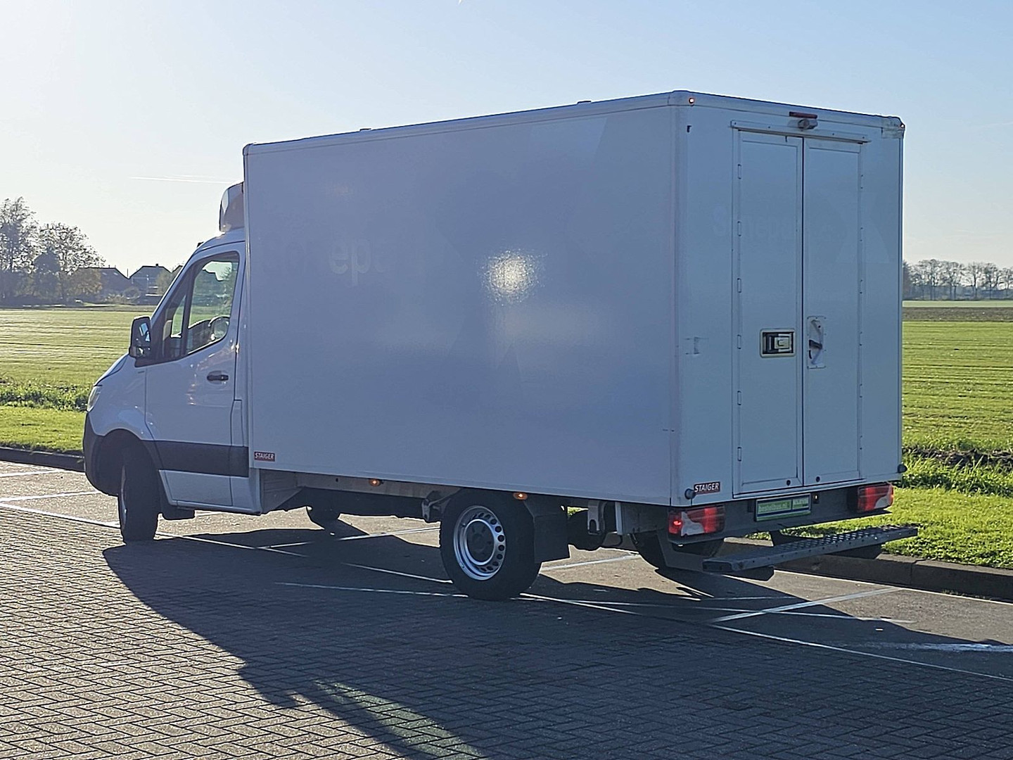 Mercedes-Benz Mercedes-Benz