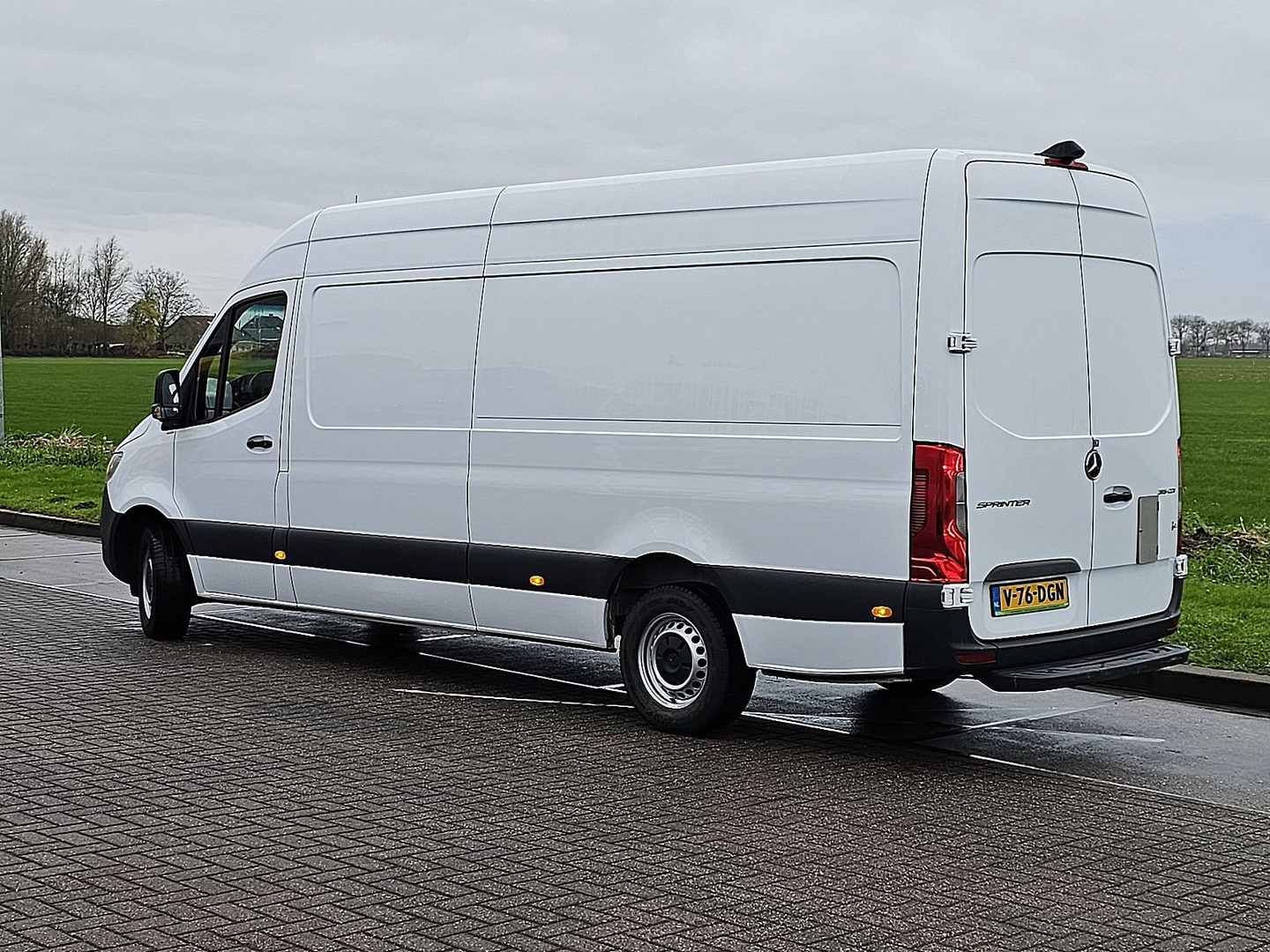 Mercedes-Benz Mercedes-Benz